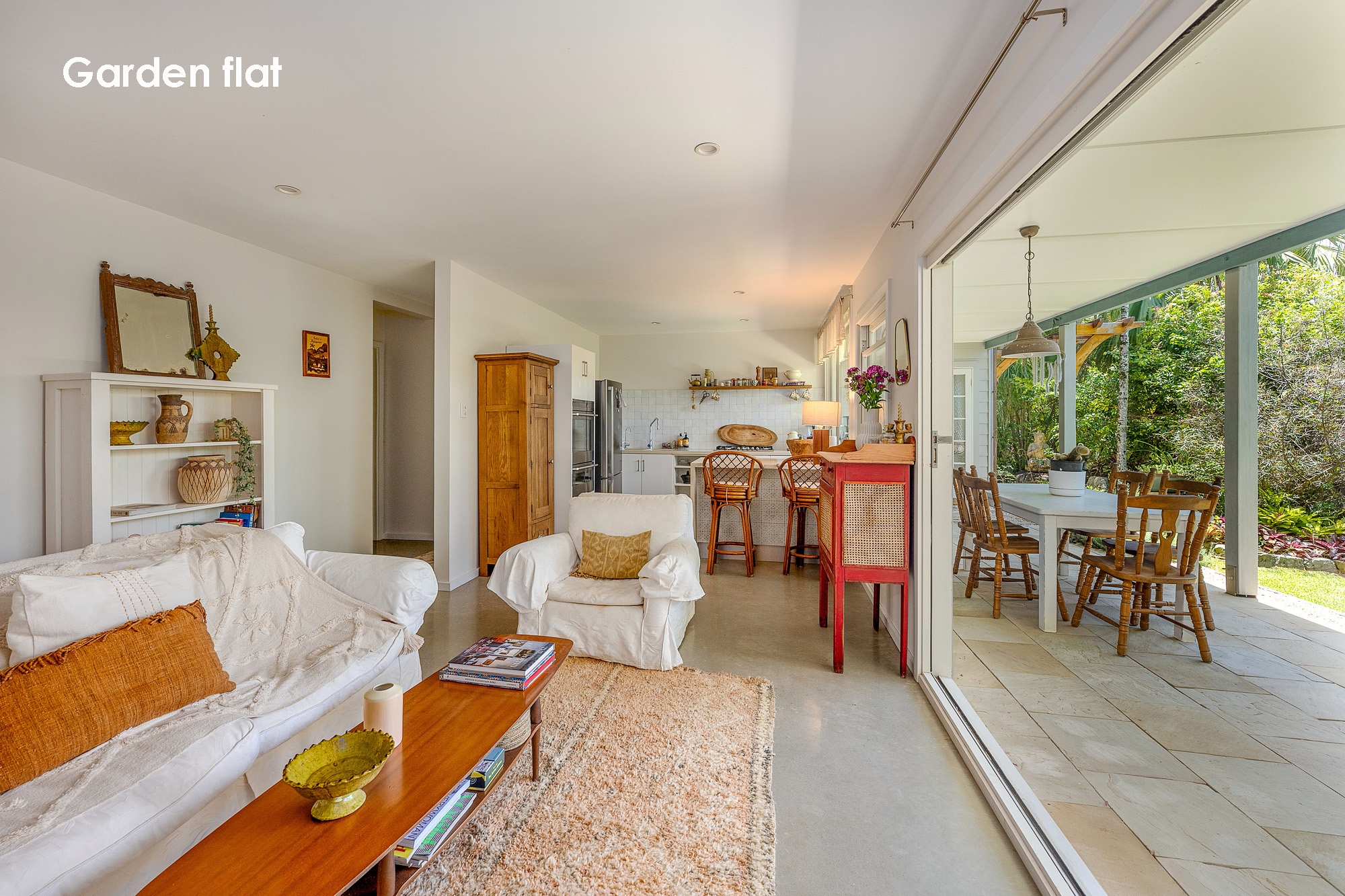 8 BULGOON CRESCENT, Ocean Shores NSW 2483 - Image 3