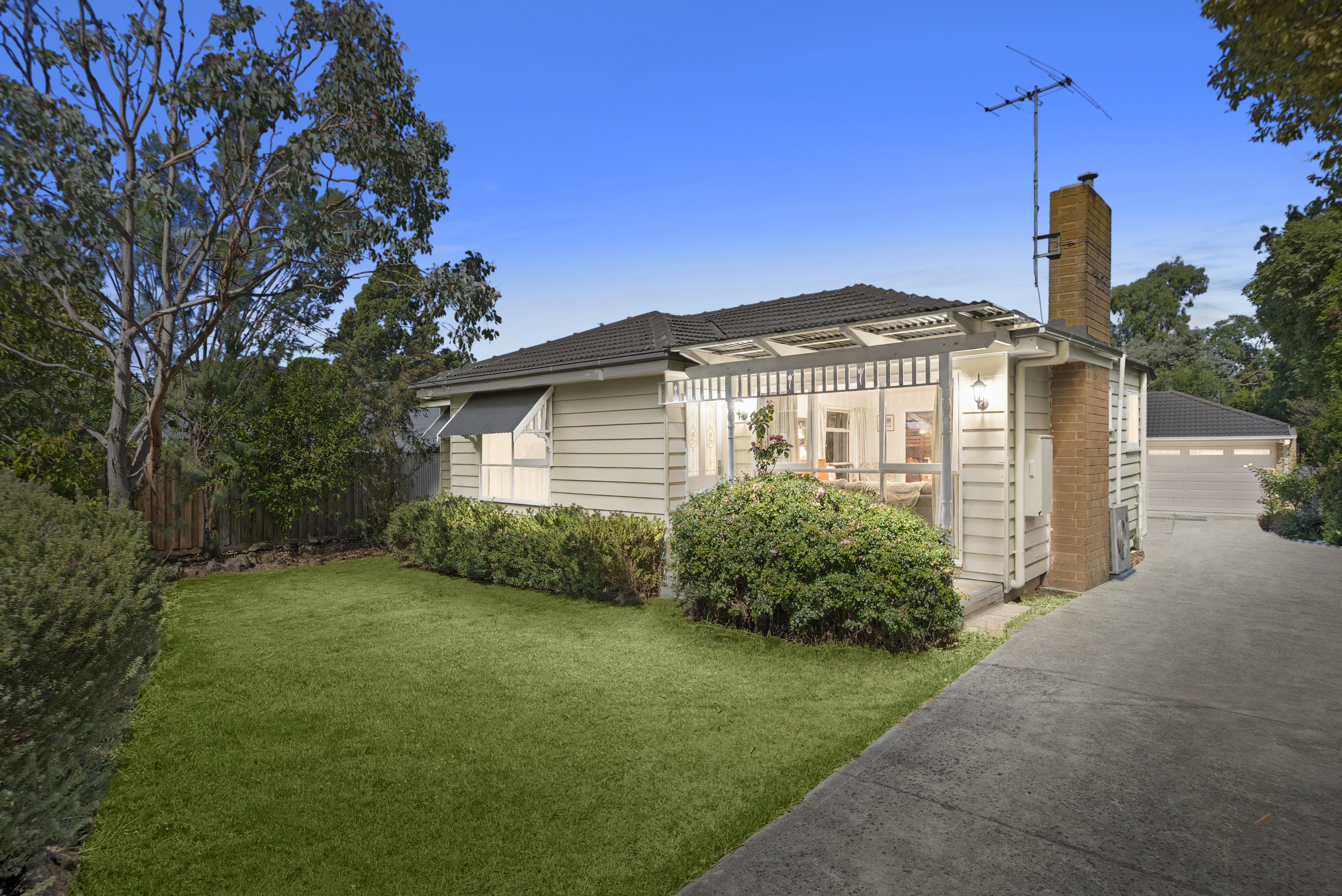 3-bedroom unit at 1/33 Elton Road, Ferntree Gully, VIC 3156, Knox, Victoria