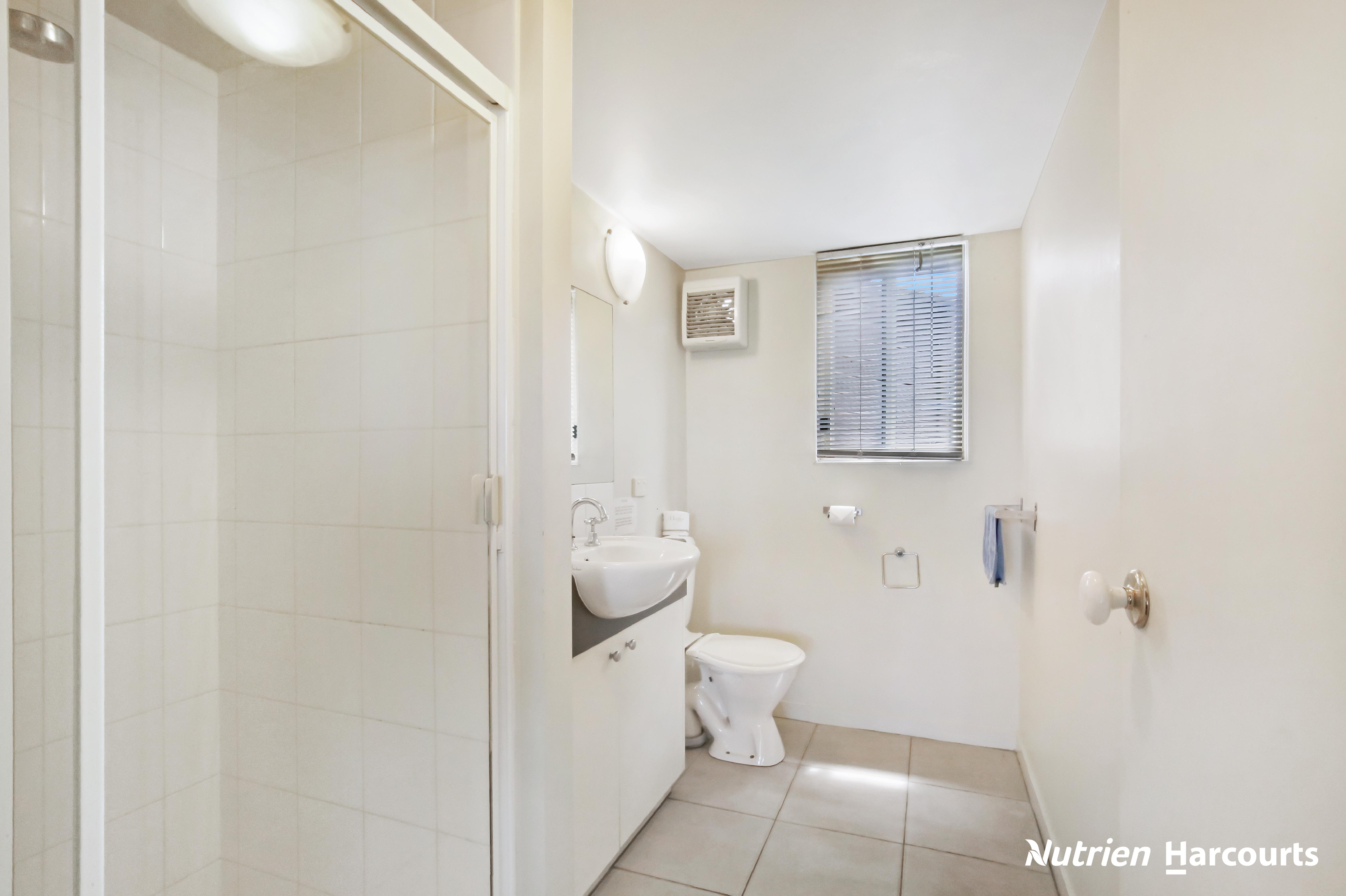 8-bedroom house at 19 Wharf Street, Port Albert, VIC 3971, Wellington, Victoria