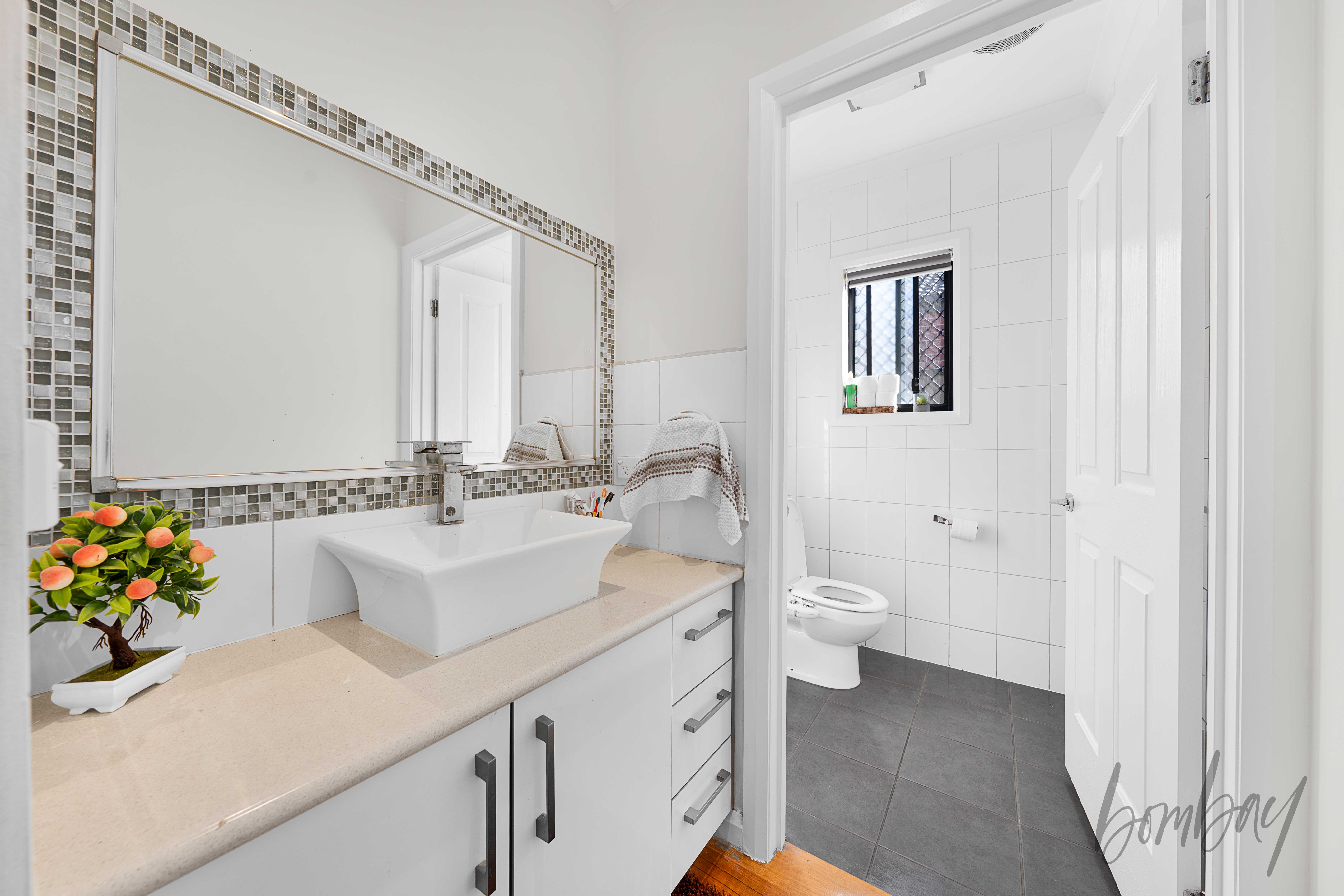 21 WATTLETREE STREET, Craigieburn VIC 3064 - Image 10