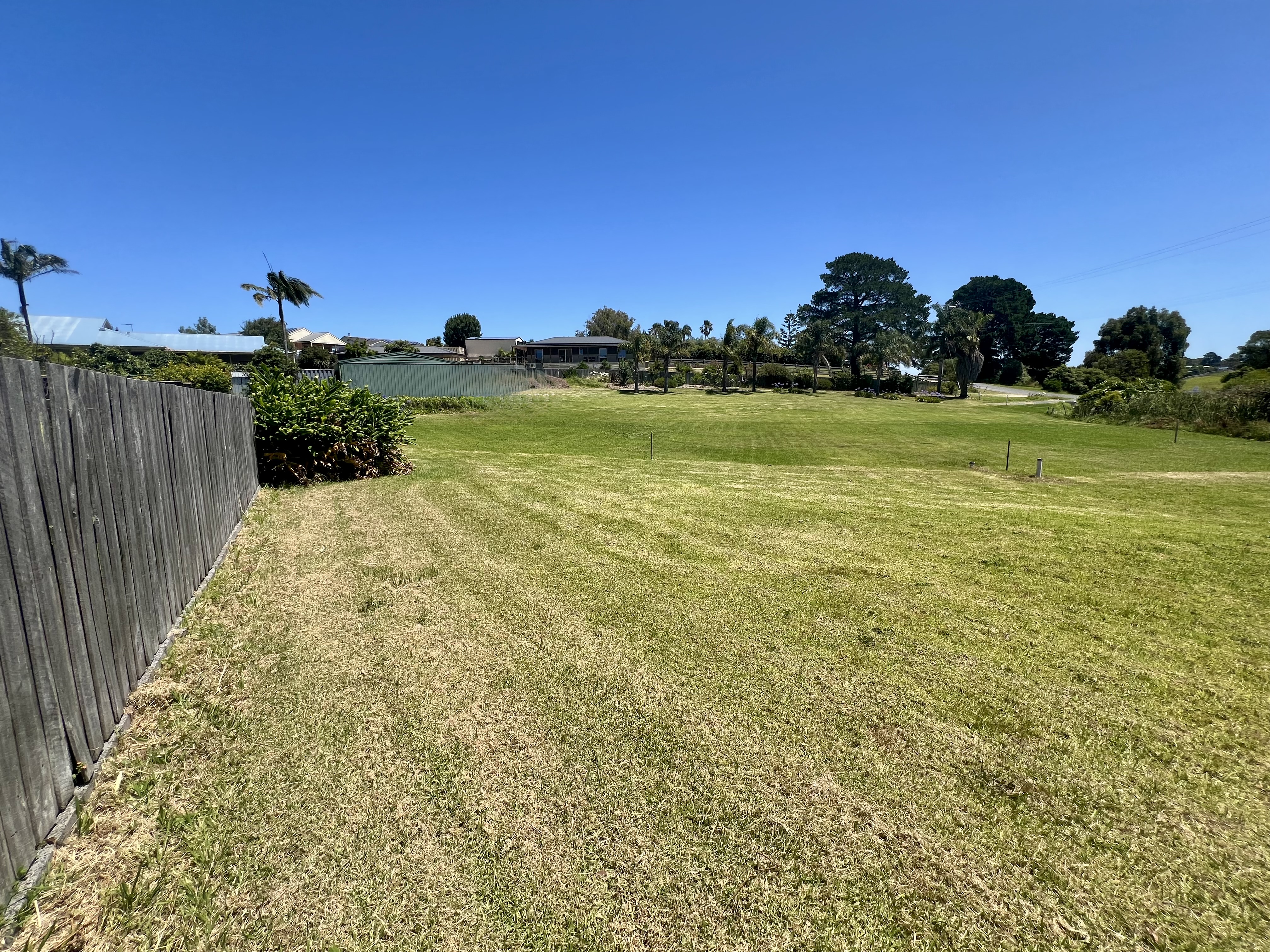 4 Northrope Road, Lakes Entrance, Vic, 3909 - Image 1
