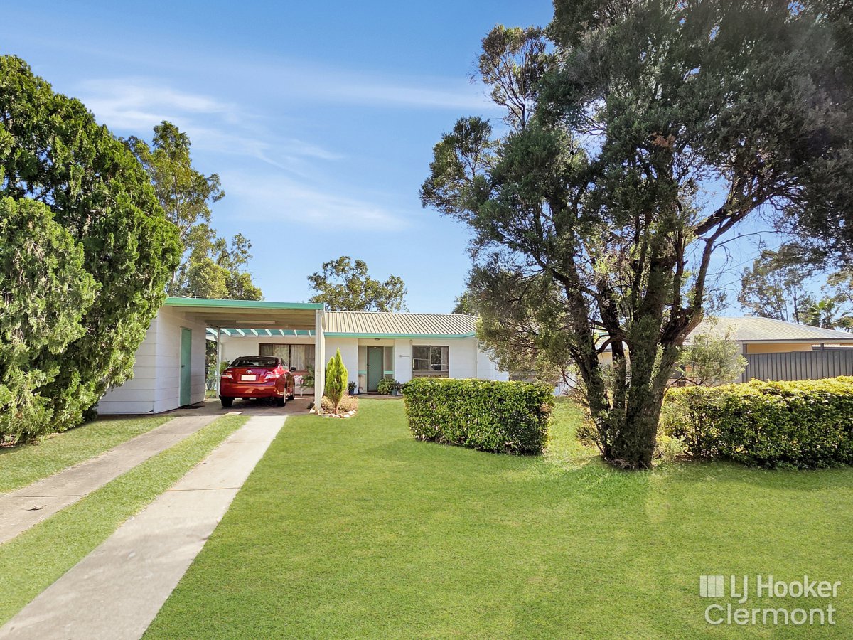 32 COLLINS STREET, Clermont QLD 4721 - Image 1