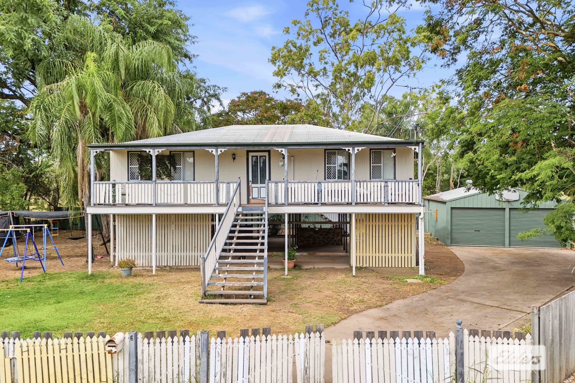 4-bedroom house at 5 EDWARDS PLACE, Emerald QLD 4720, Central Highlands (Qld), Queensland