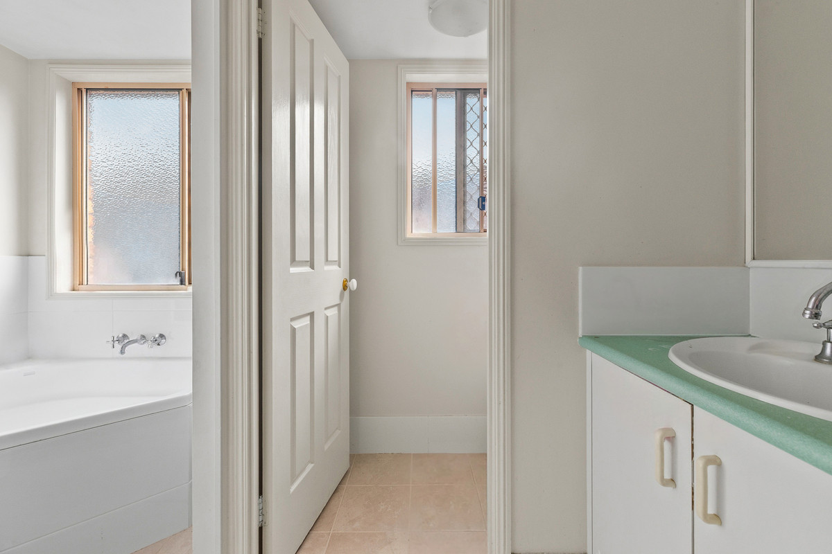 3-bedroom house at 3 PALM PLACE, Byron Bay NSW 2481, Byron, New South Wales