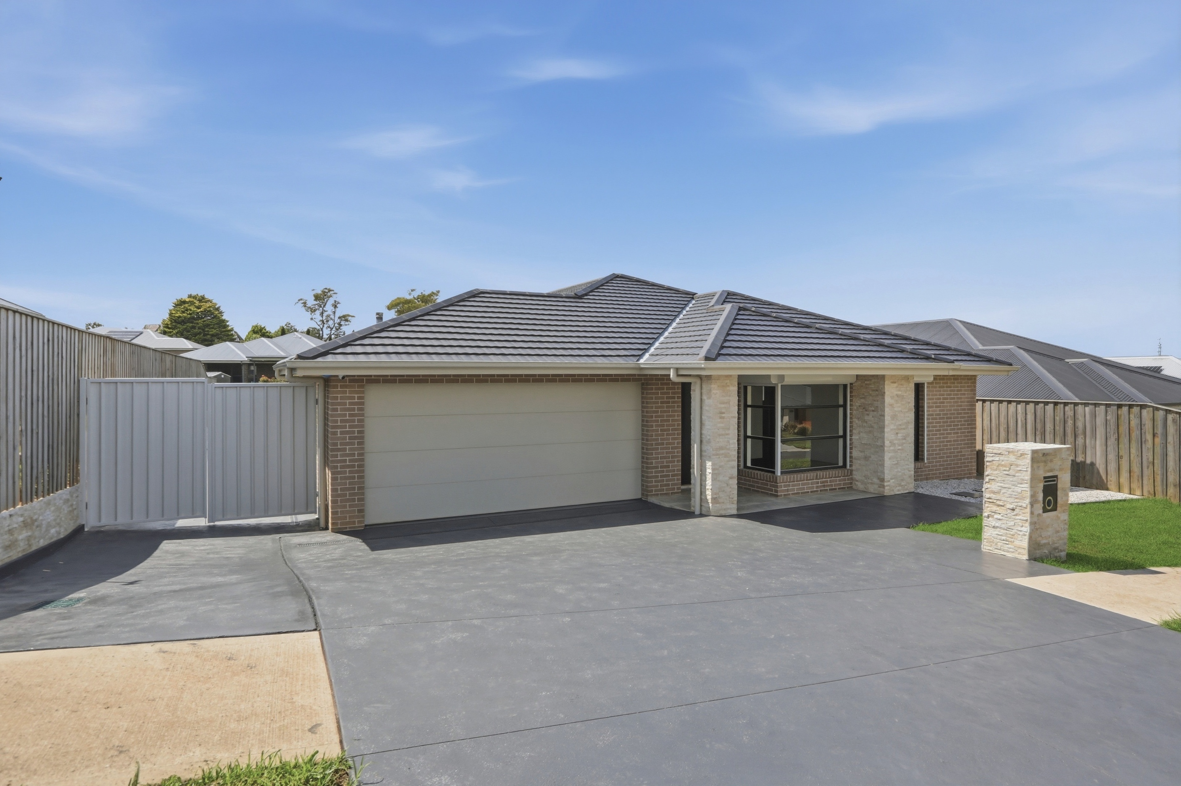 78 Darraby Drive, Moss Vale, Nsw, 2577 - Image 2