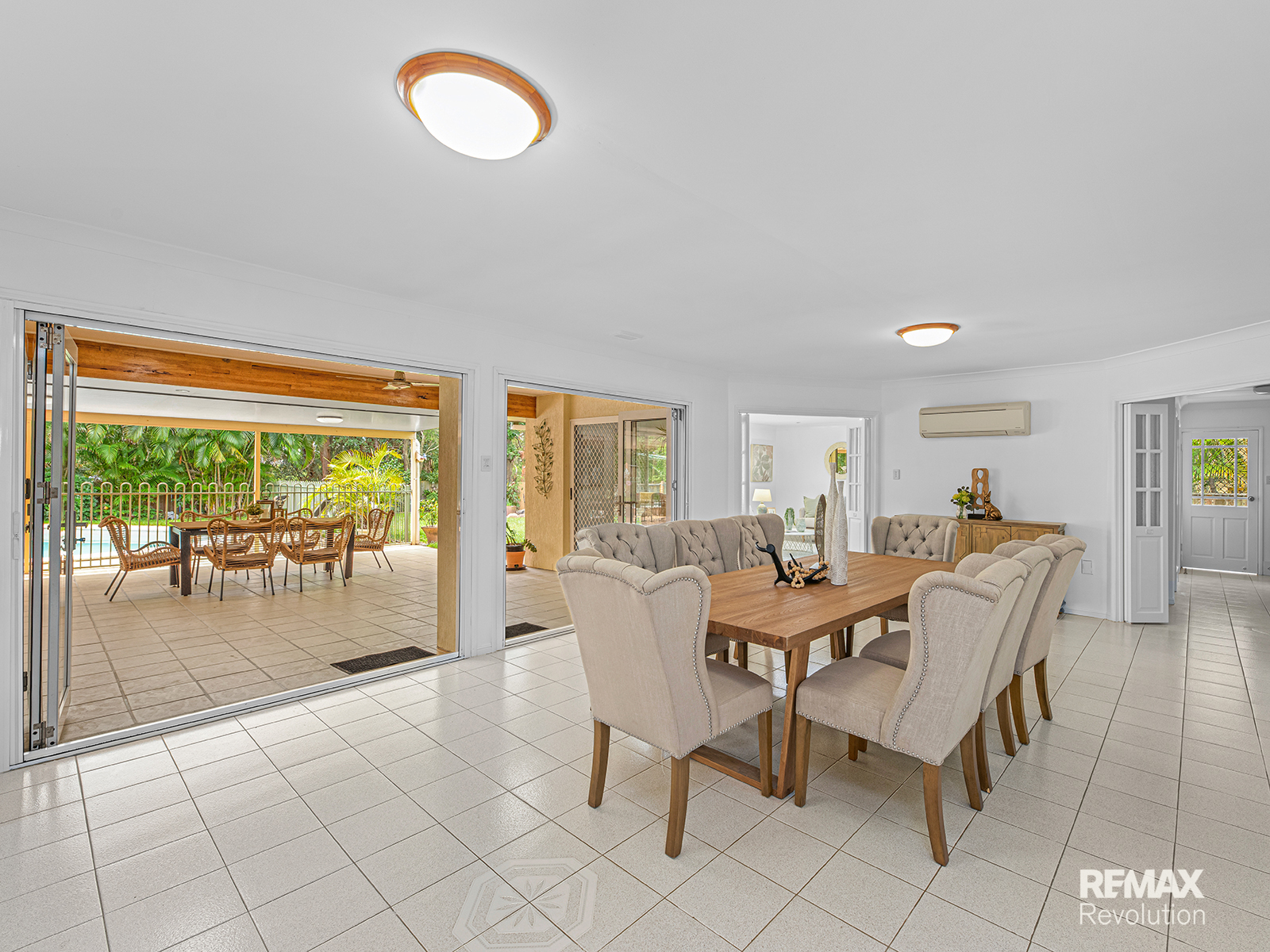38 Mansfield Place, Mansfield, QLD 4122 - Image 4