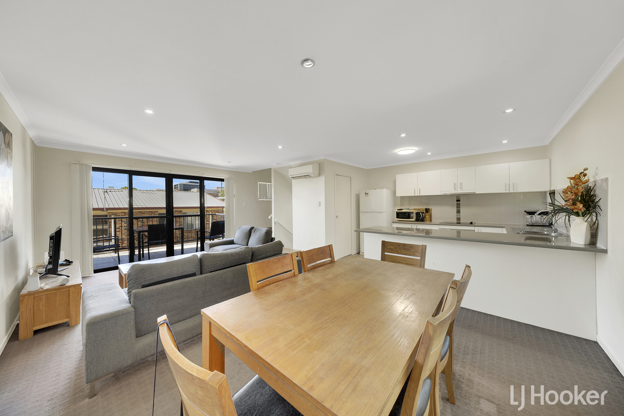 2 46 YARROON STREET, GLADSTONE CENTRAL QLD 4680 - Image 3