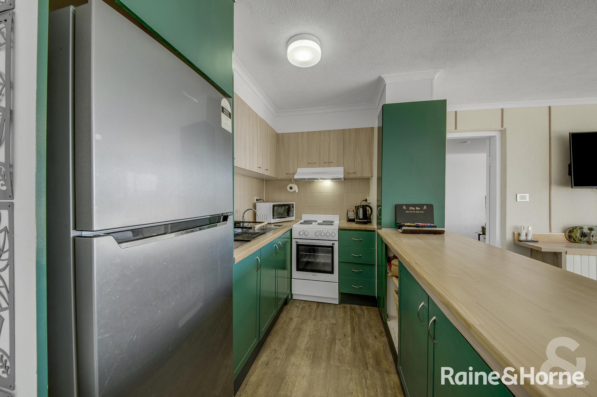 6/24 Roseberry Street, Gladstone Central, QLD 4680 - Image 3