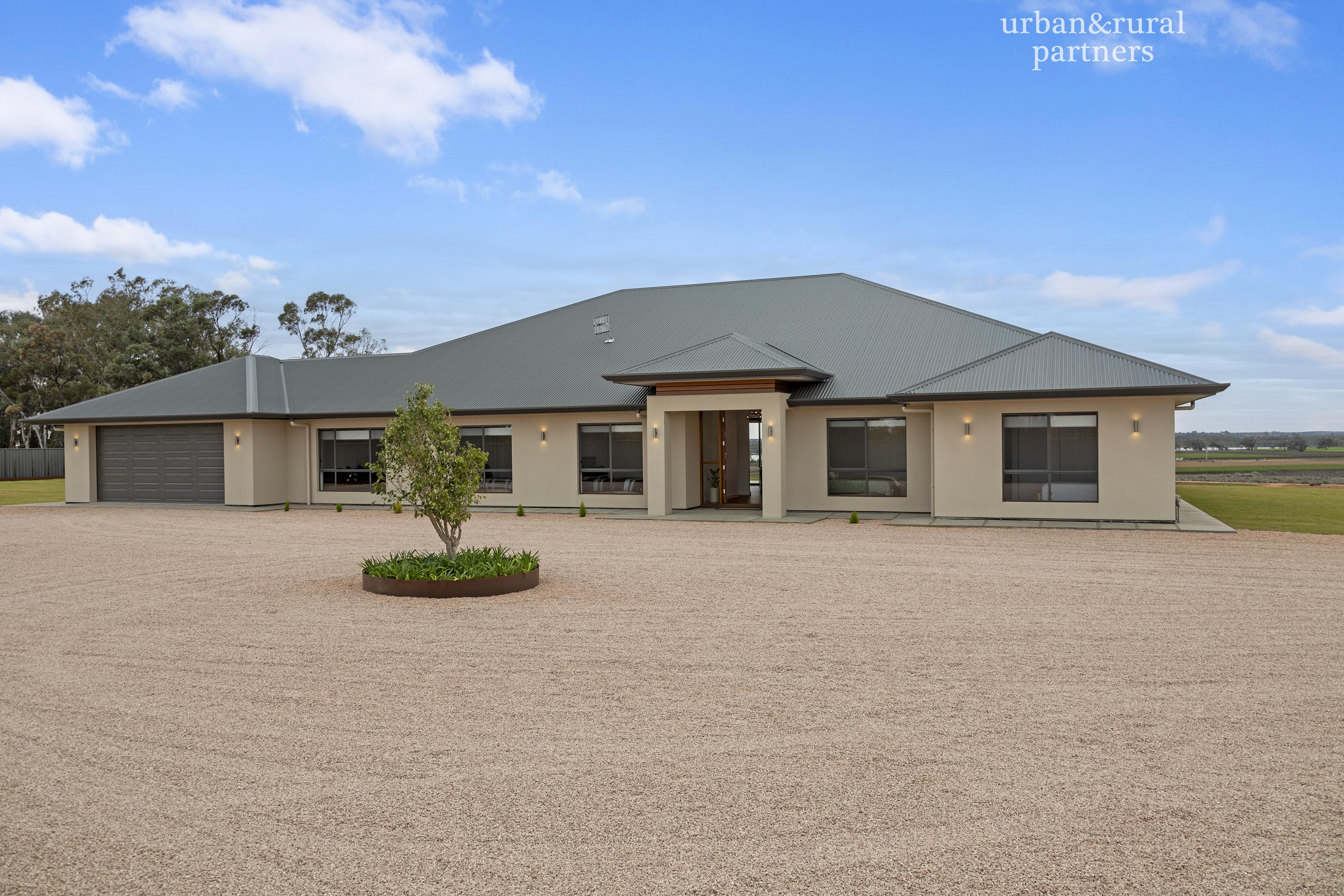 5-bedroom house at 123 Elephant Trunk Road, Cobdogla, SA 5346, Berri Barmera, South Australia
