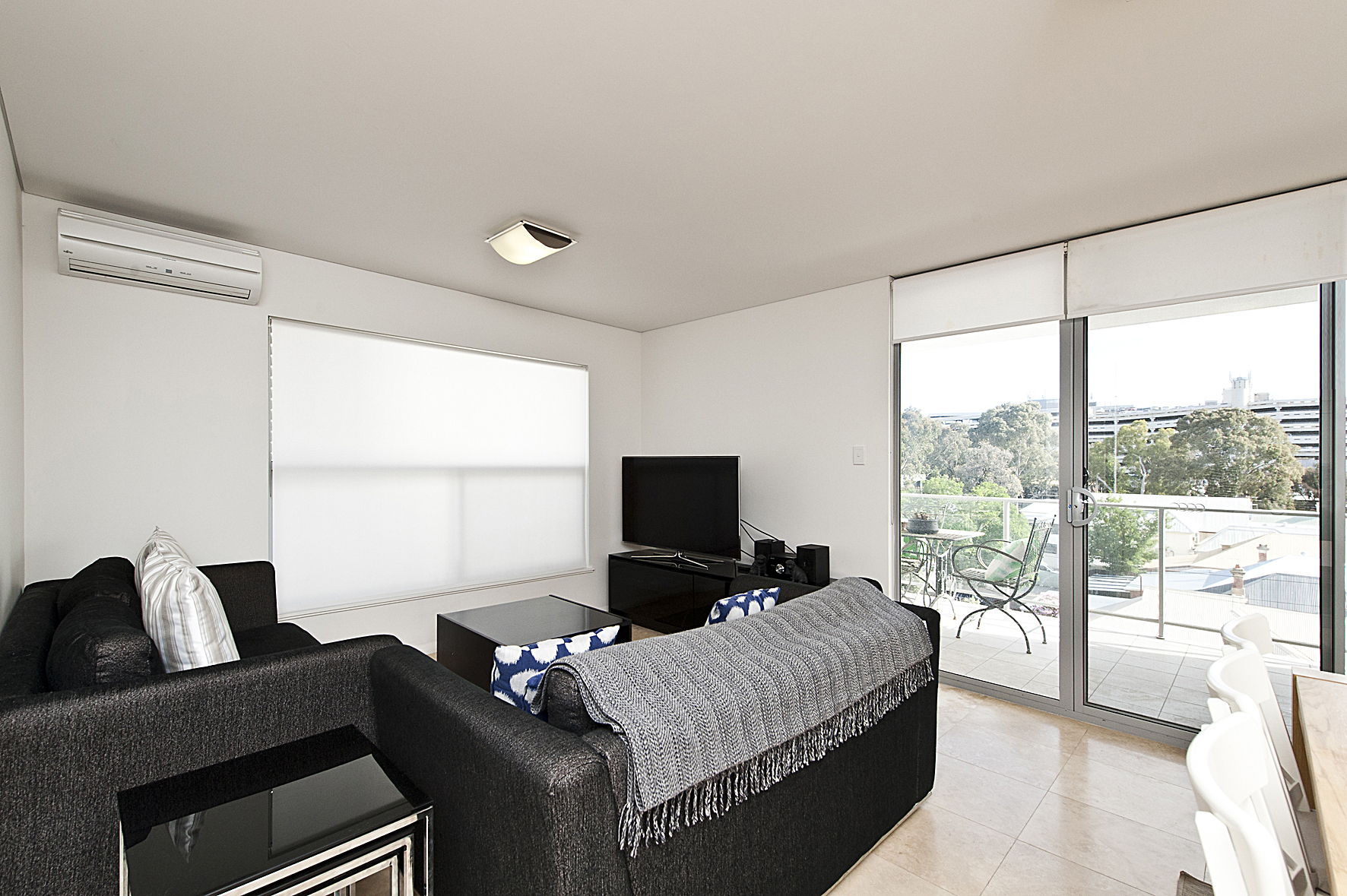 27/1 Douro Place, West Perth, Wa, 6005 - Image 3