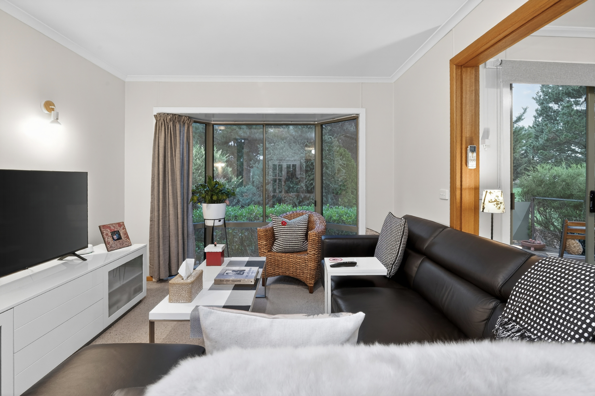 5-bedroom house at 1 Tucker Street, Malmsbury, VIC 3446, Macedon Ranges, Victoria