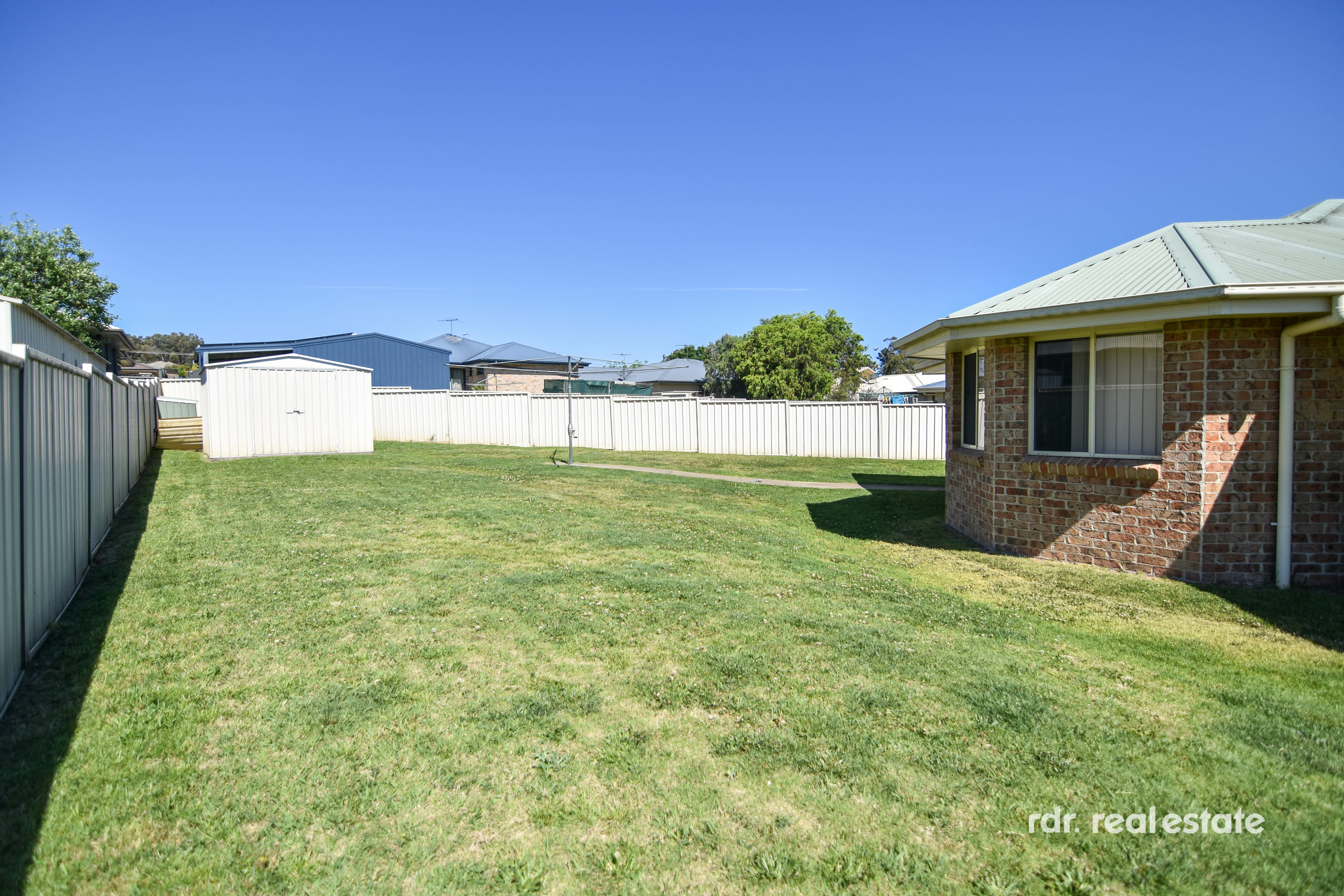 14 Libani Close, Inverell, NSW 2360 - Image 1