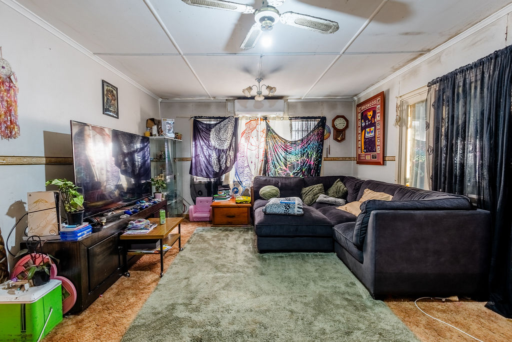 373 Hume Street, Kearneys Spring QLD 4350 - Image 3