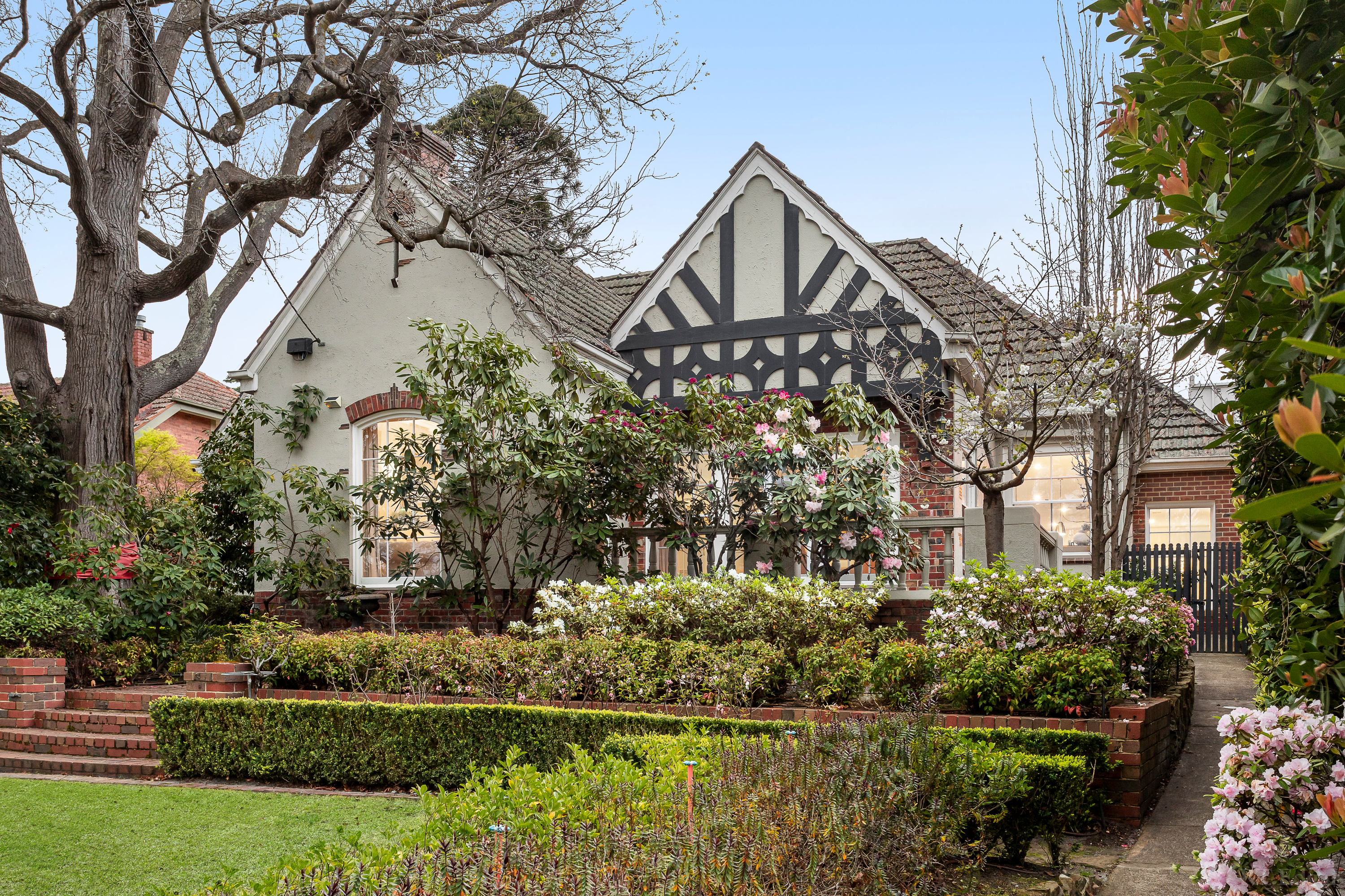 23 ROCHESTER ROAD, Canterbury VIC 3126 - Image 1