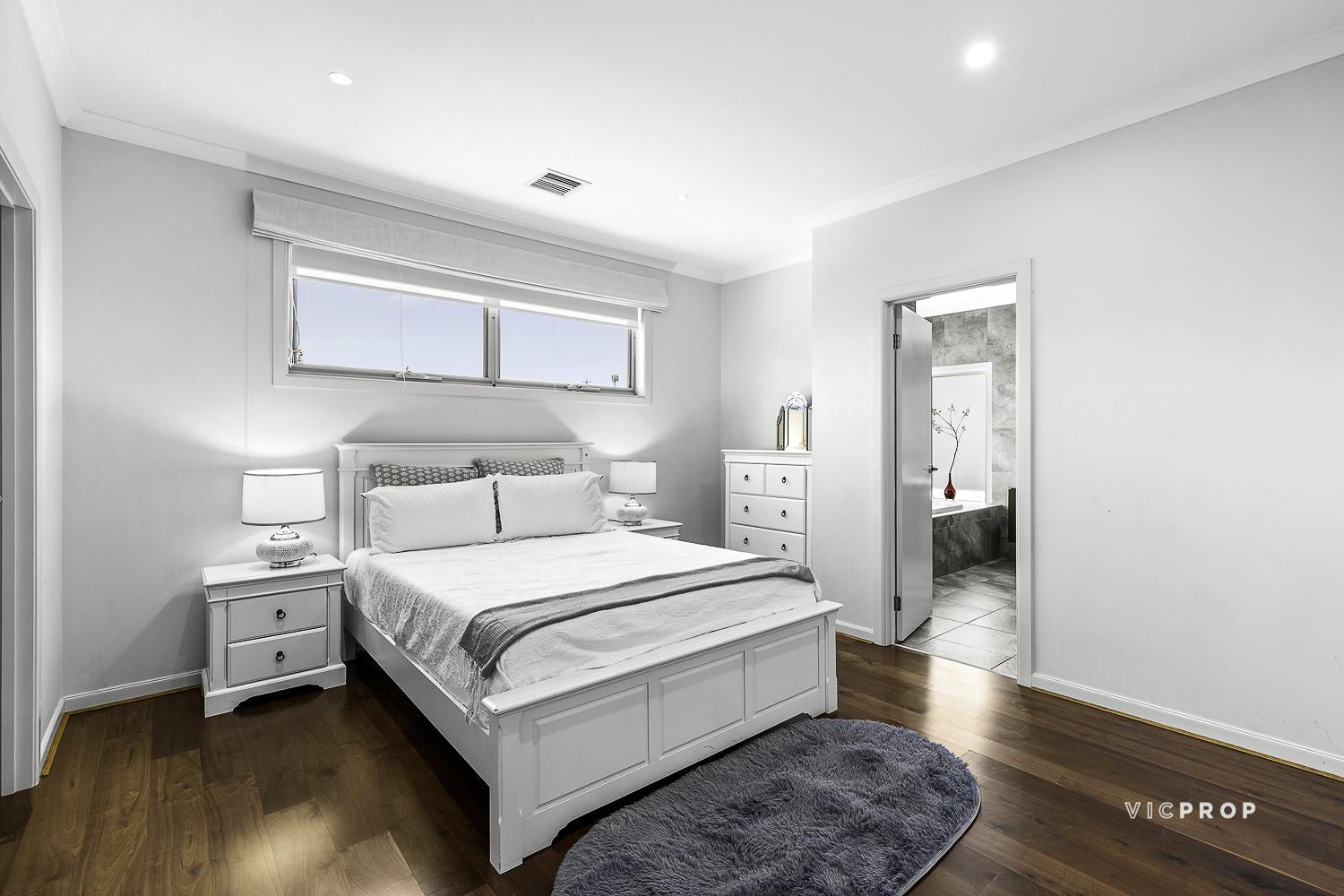 50 Dublin Avenue, Strathmore, VIC 3041 - Image 8