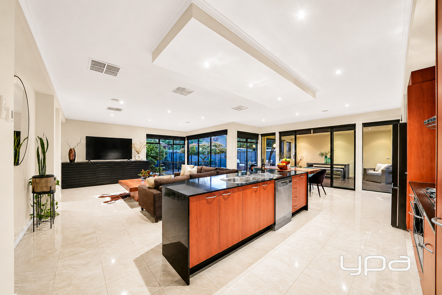 13 Trapani Avenue, Point Cook, Vic, 3030 - Image 9