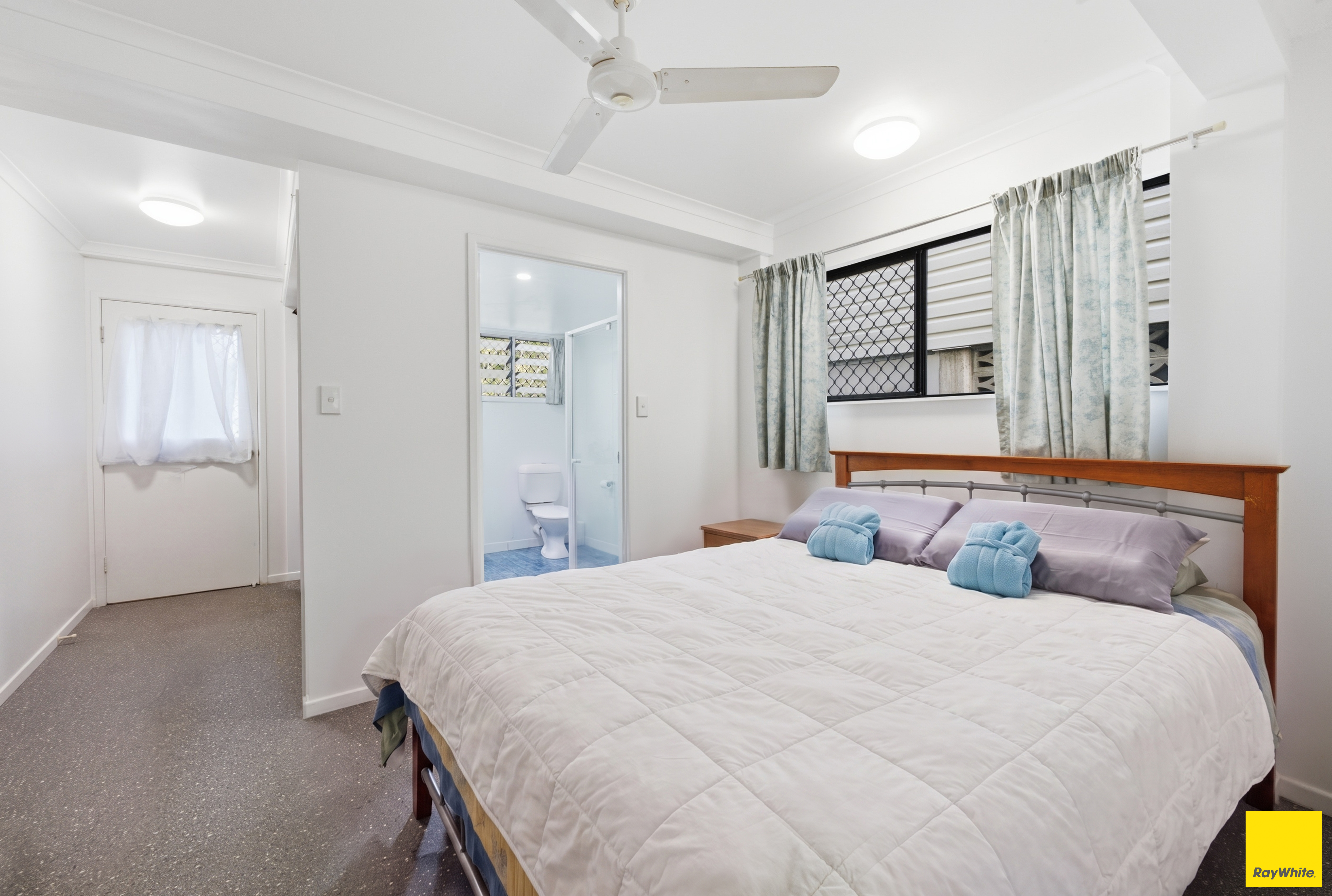 5-bedroom house at 49 Charles Street, Parramatta Park QLD 4870, Cairns, Queensland