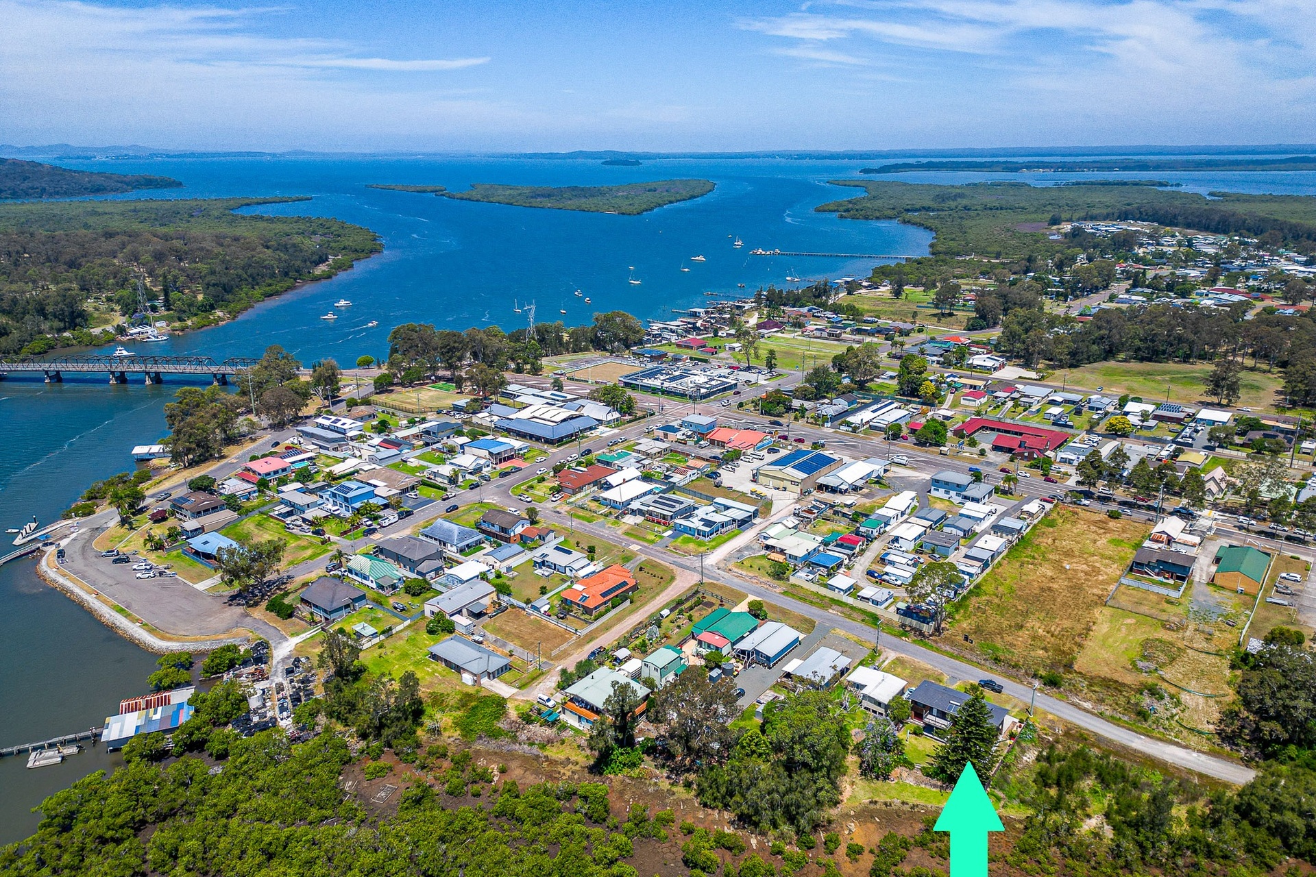 6-bedroom house at 16 Franklin Street, Karuah, NSW 2324, Mid-Coast, New South Wales