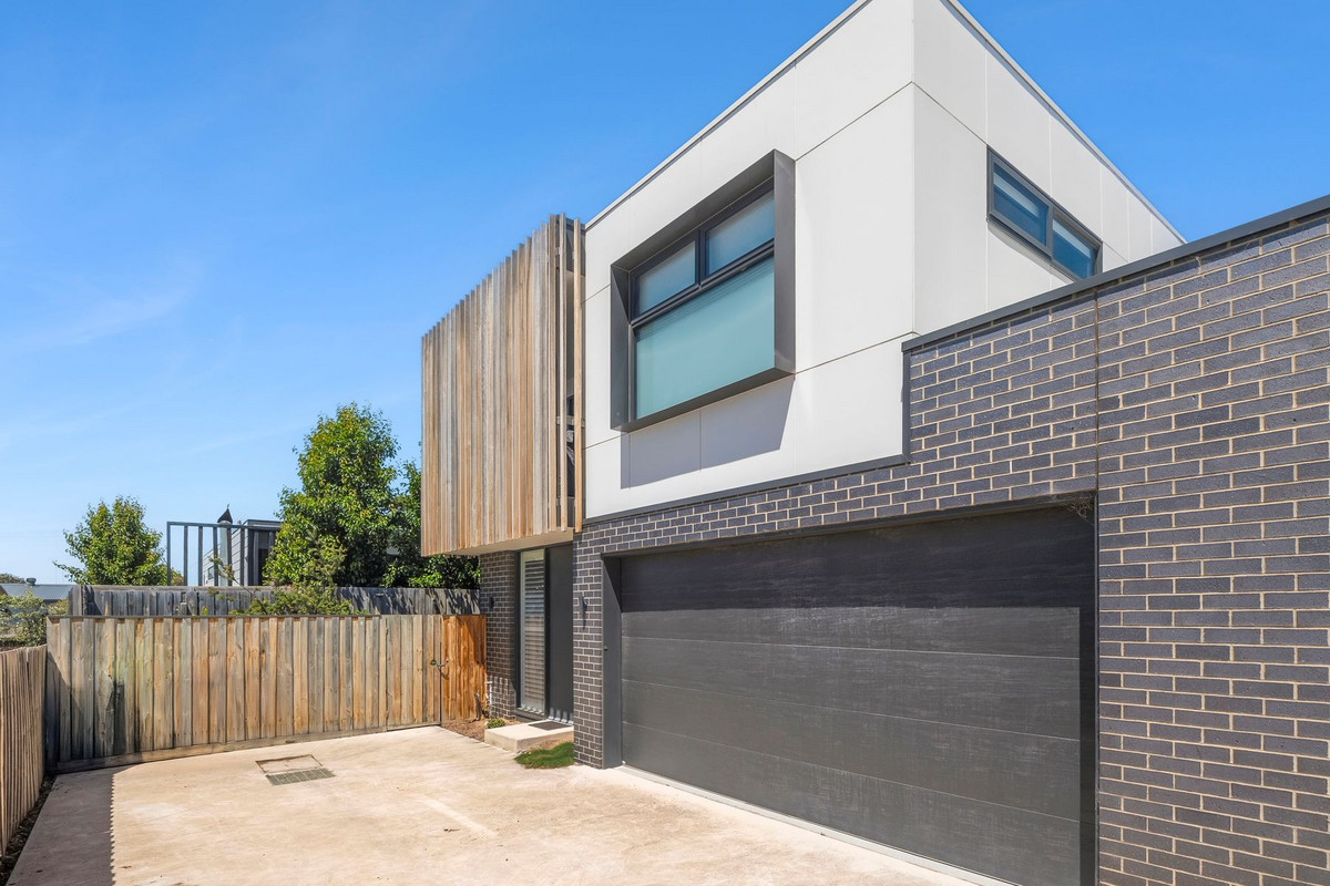 6/41 Beach Road, Torquay, Vic, 3228 - Image 1