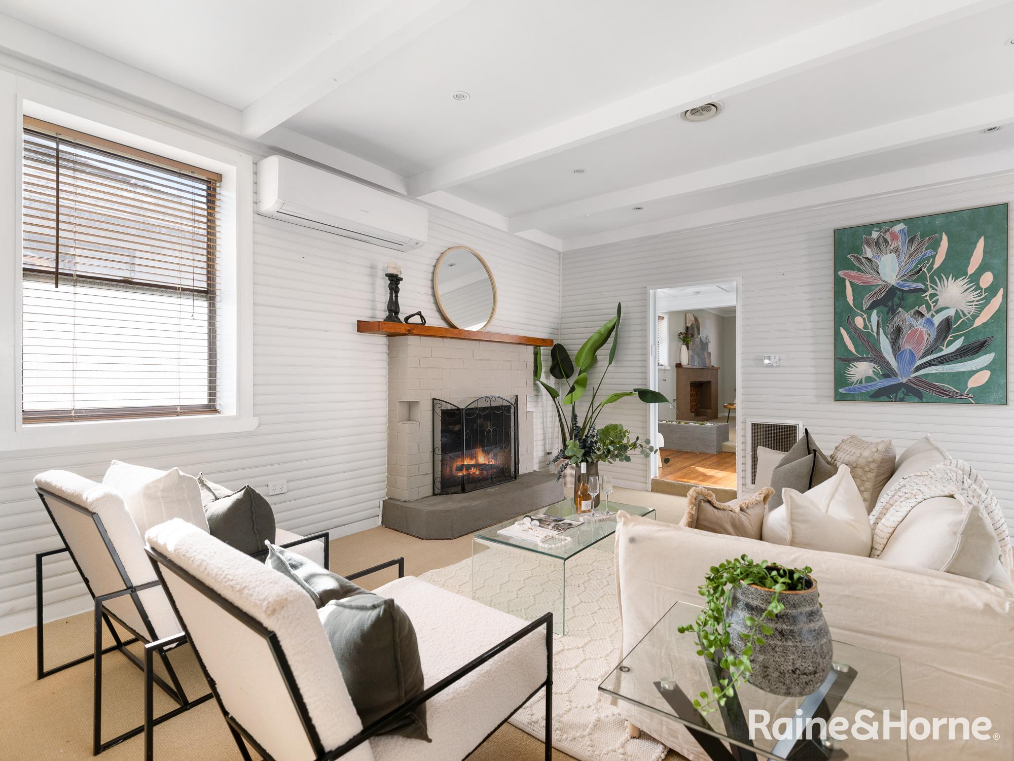 283 PIPER STREET, Bathurst NSW 2795 - Image 2