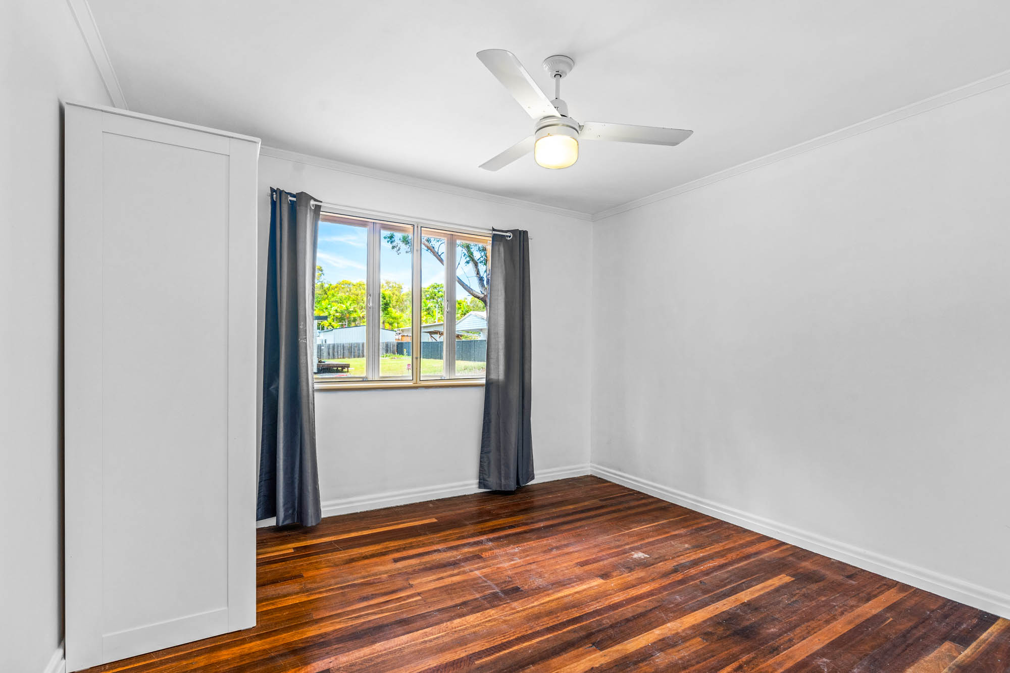 6 GLENFIELD AVENUE, Russell Island QLD 4184 - Image 9