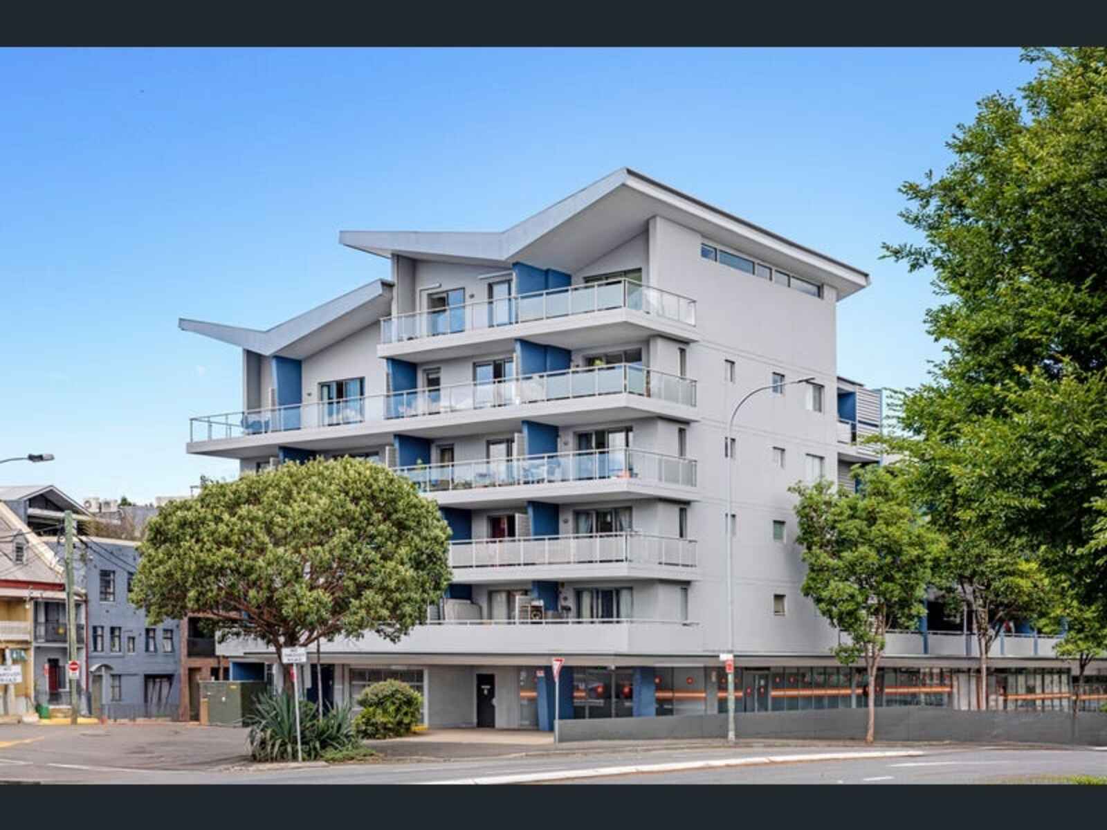 40 8 RENWICK STREET, REDFERN NSW 2016 - Image 2