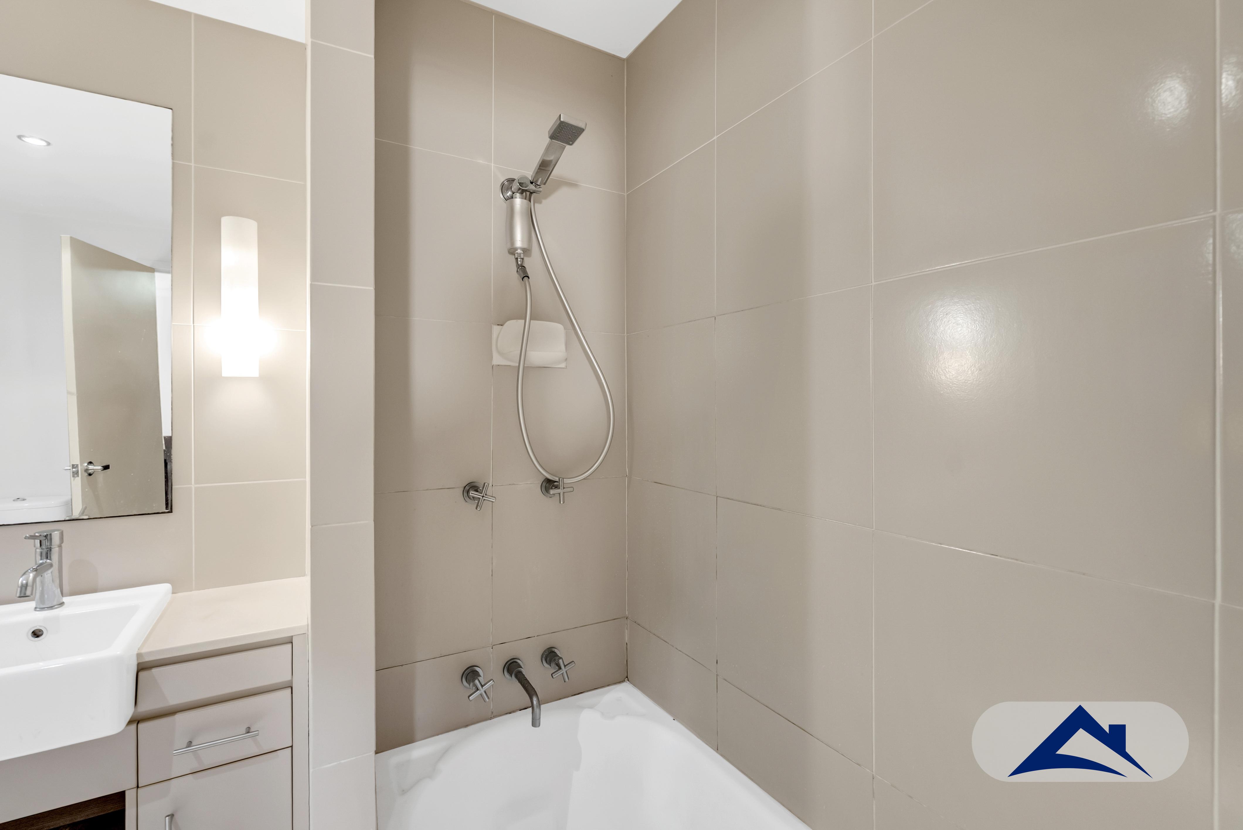 207 12 GREGORY STREET, WESTCOURT QLD 4870 - Image 9