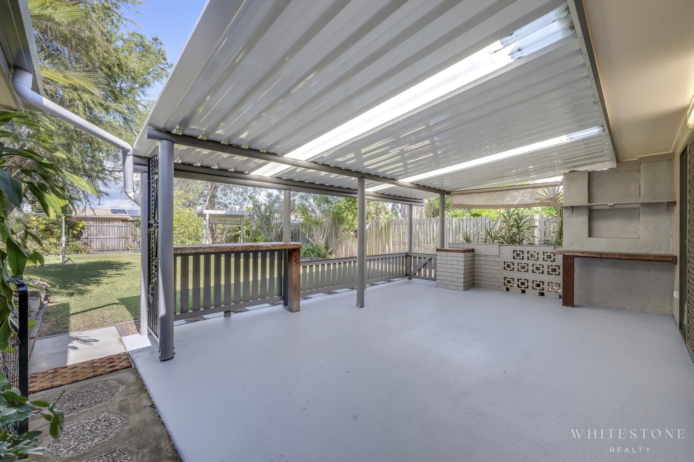 38 SINCLAIR STREET, Avenell Heights QLD 4670 - Image 4
