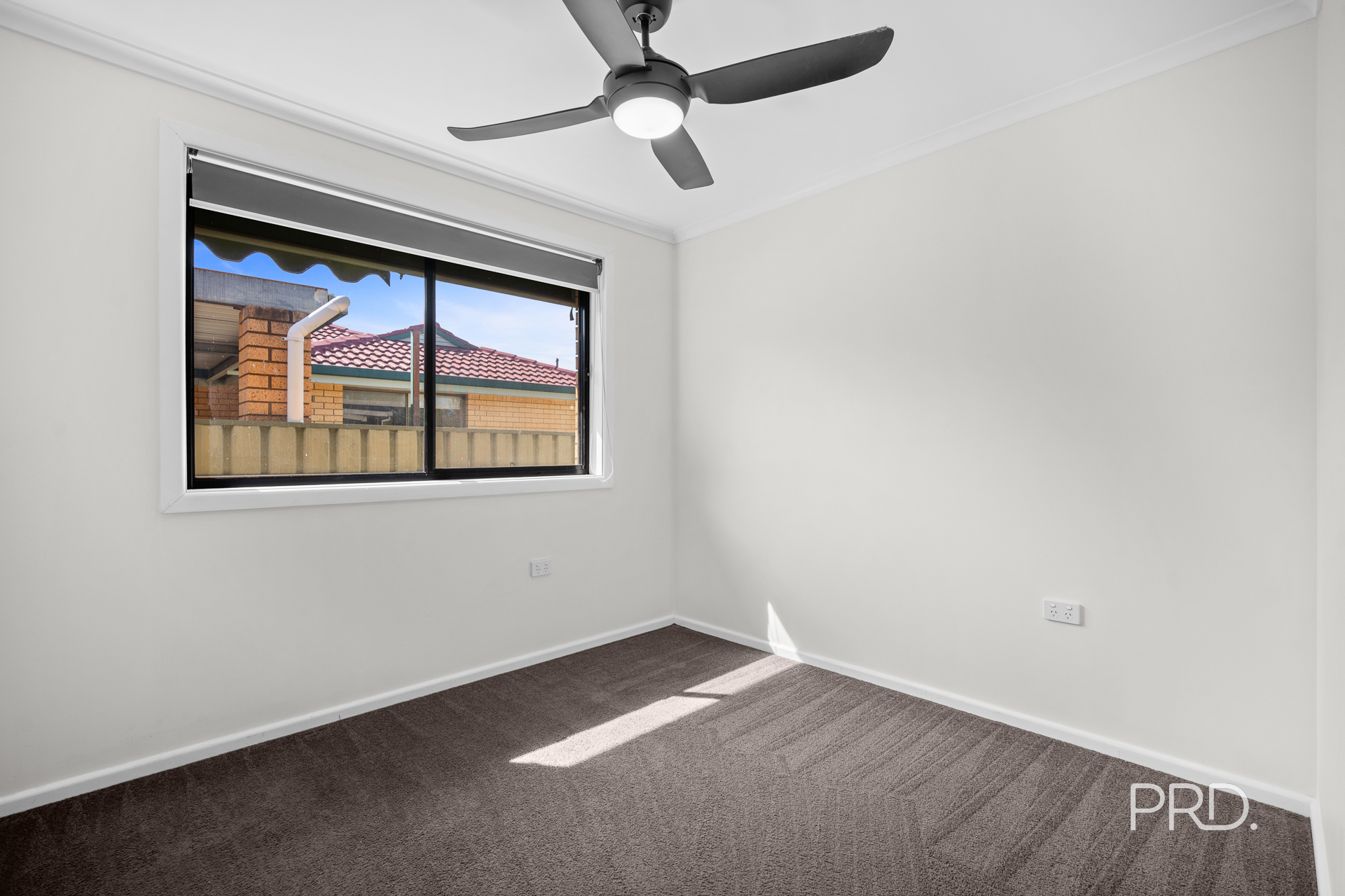 21 Pinaroo Drive, Glenfield Park, NSW 2650 - Image 10