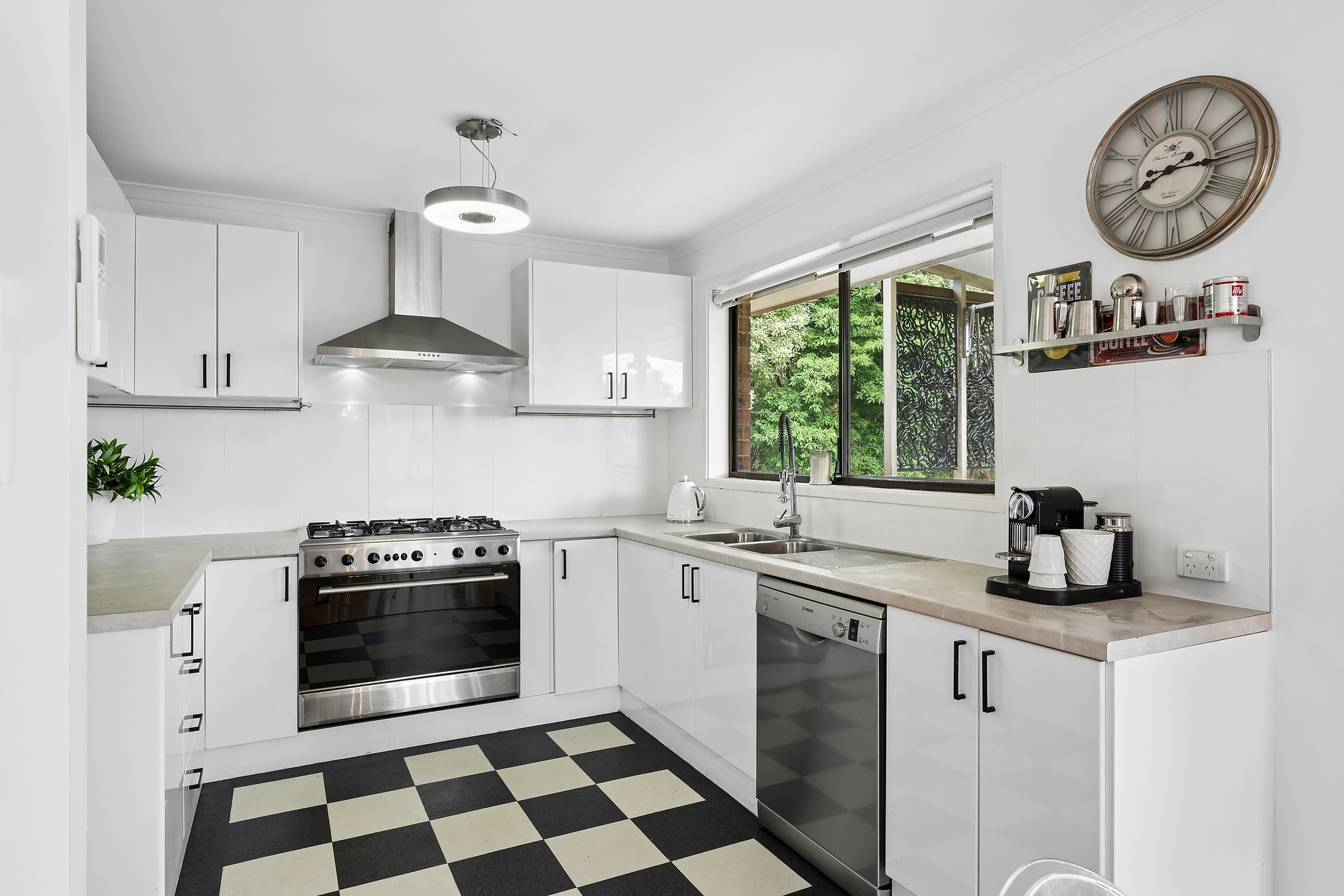 3-bedroom house at 38 Panorama Crescent, Wentworth Falls, NSW 2782, Blue Mountains, New South Wales