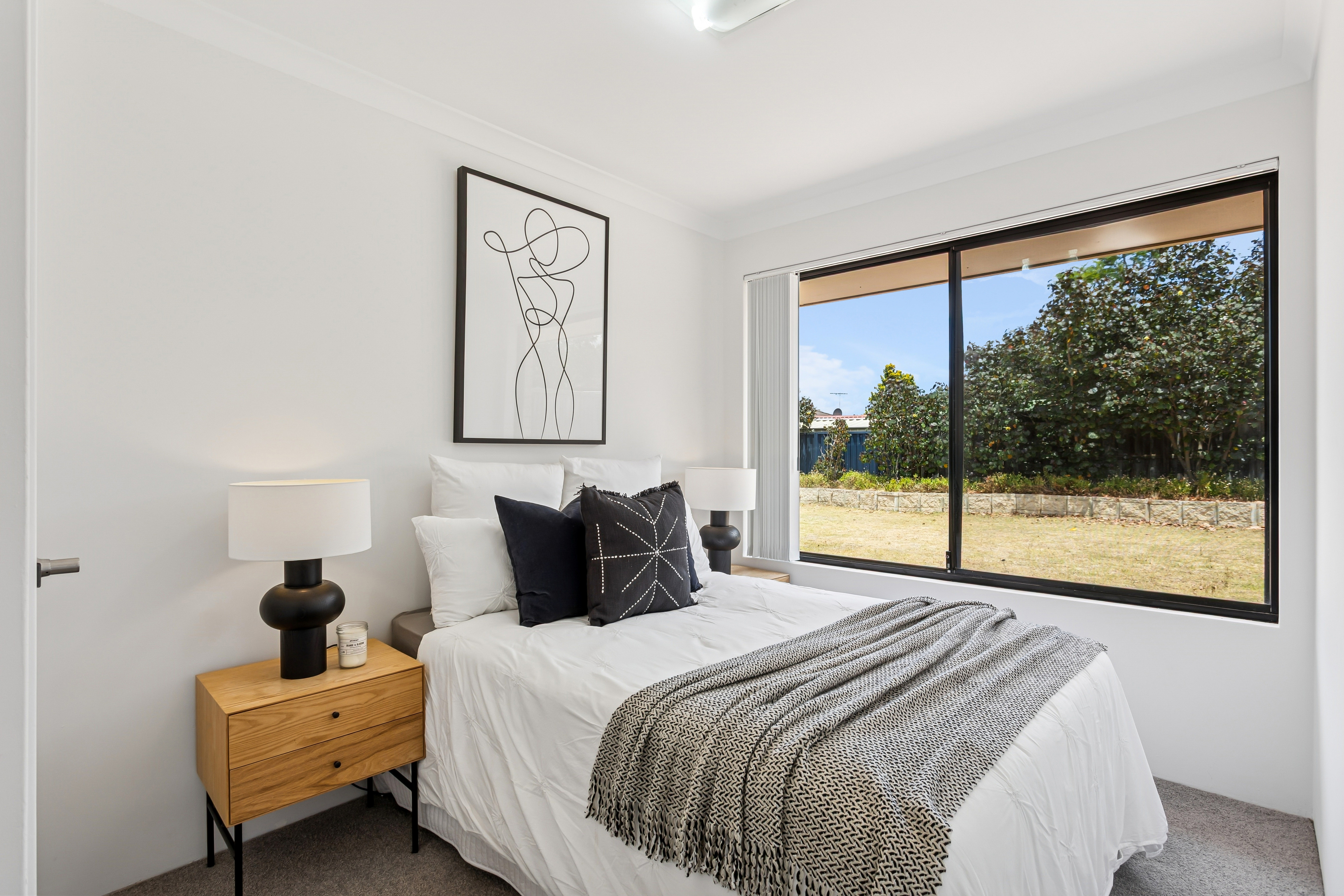 37 Star Bush Crescent, Ellenbrook, WA 6069 - Image 2