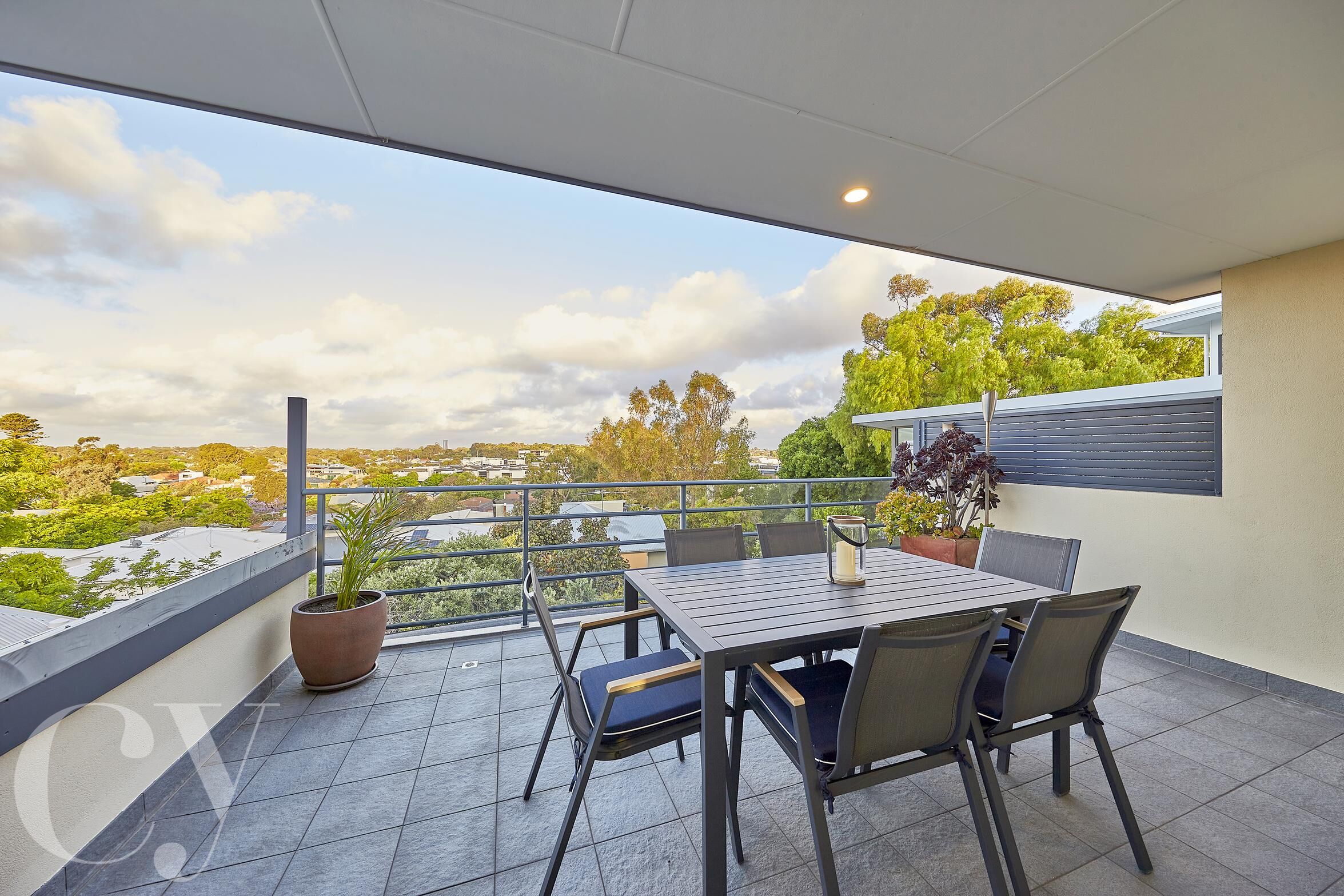 16 SWANBOURNE STREET, Fremantle WA 6160 - Image 2