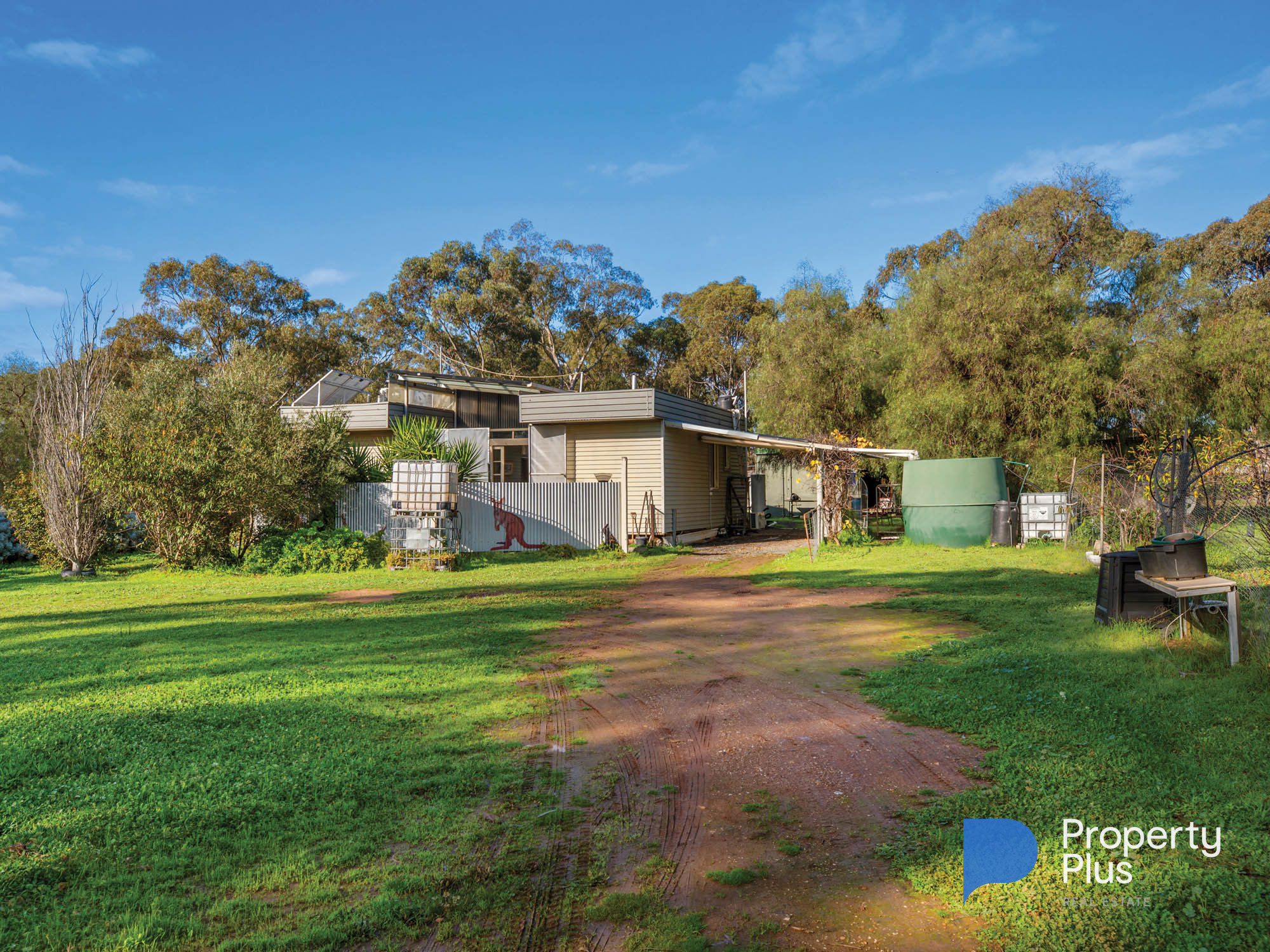 2-10  Gorack Street, Wedderburn, Vic, 3518 - Image 2