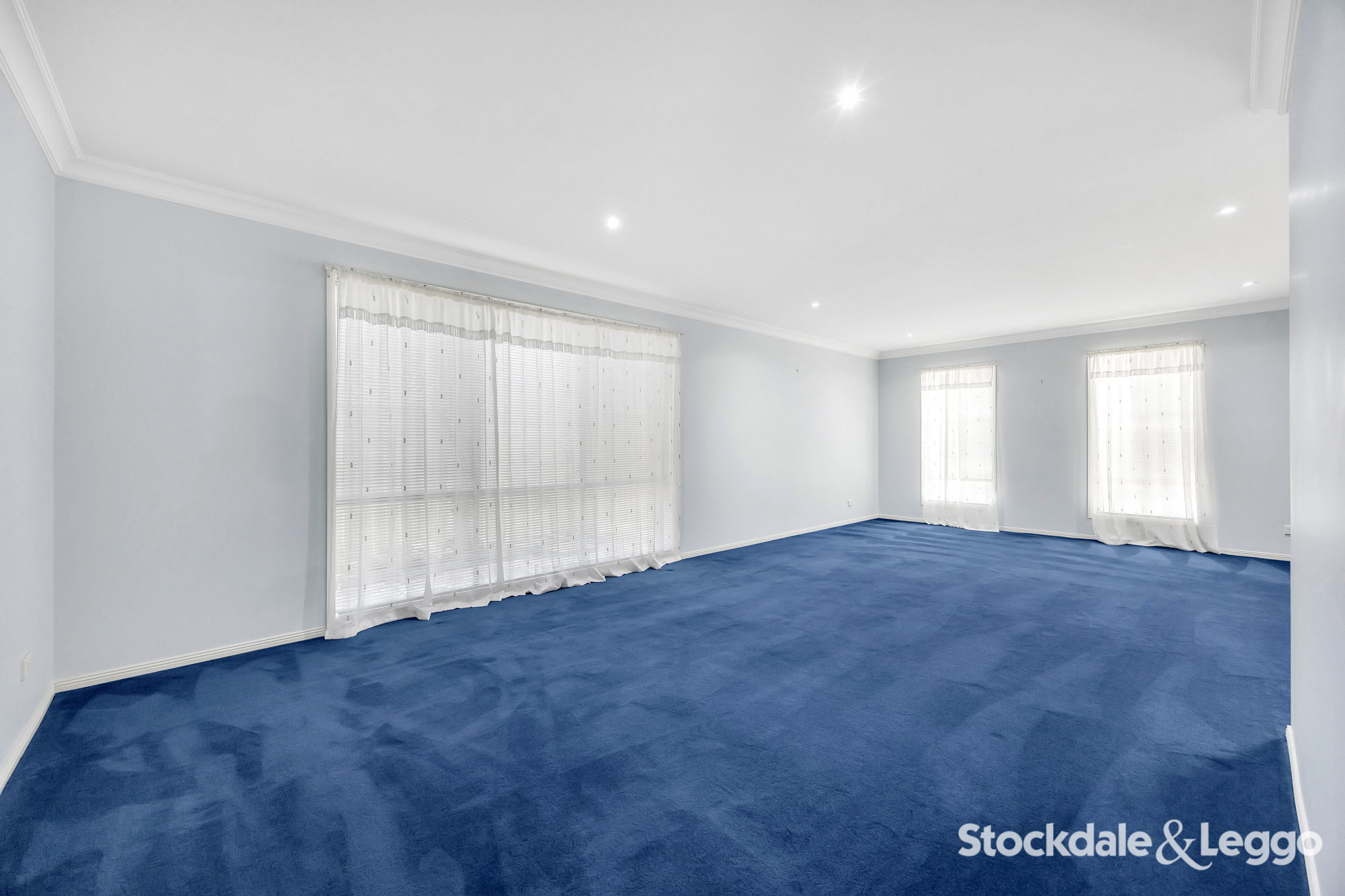 6 Stratford Way, Point Cook, VIC 3030 - Image 4