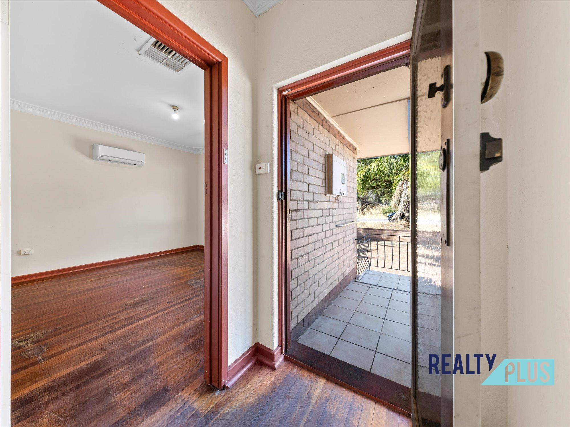 1/19 Goldsmith Road, Spearwood, Wa, 6163 - Image 3