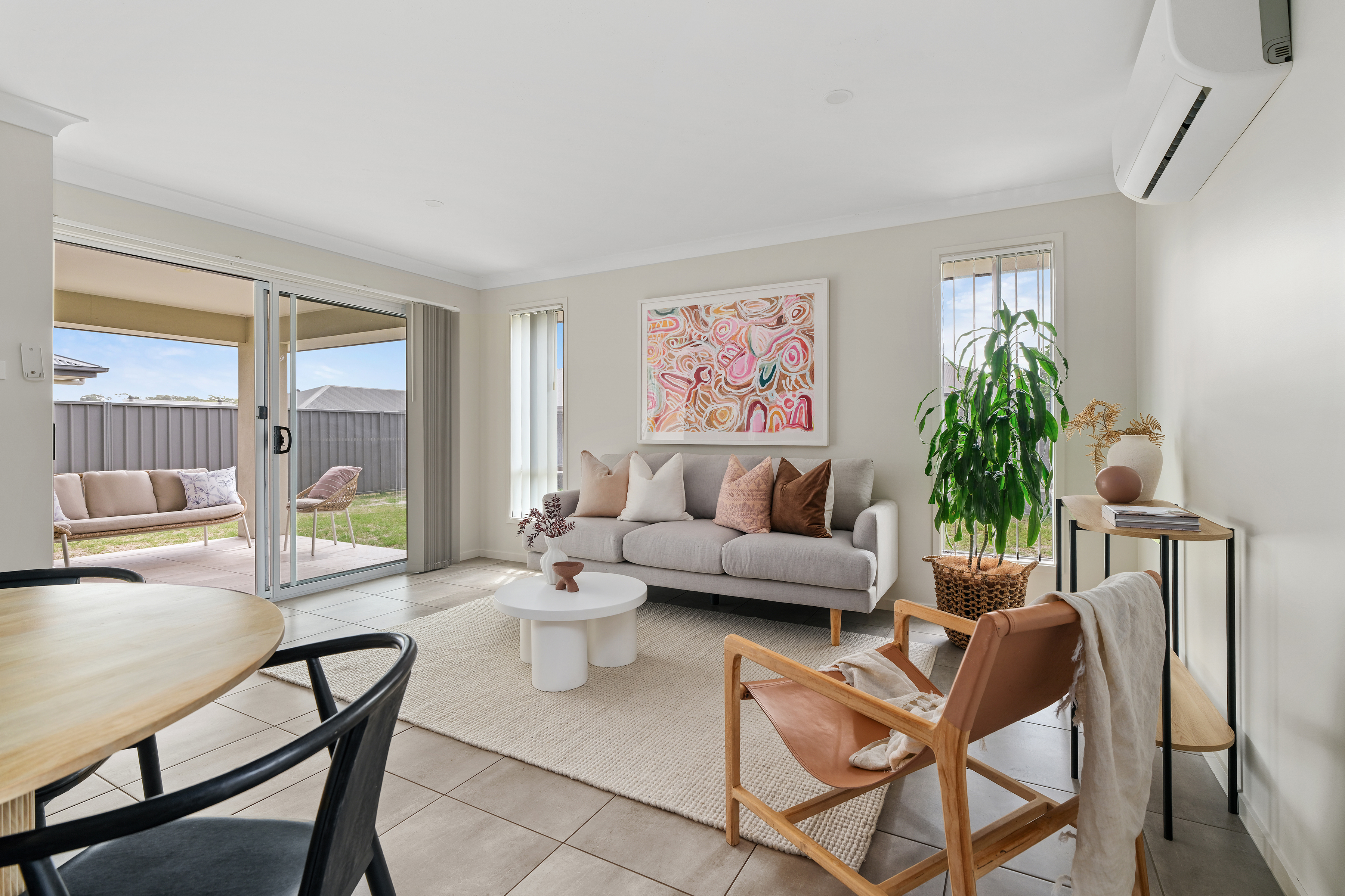 8 Sandcastle Street, Fern Bay, NSW 2295 - Image 1