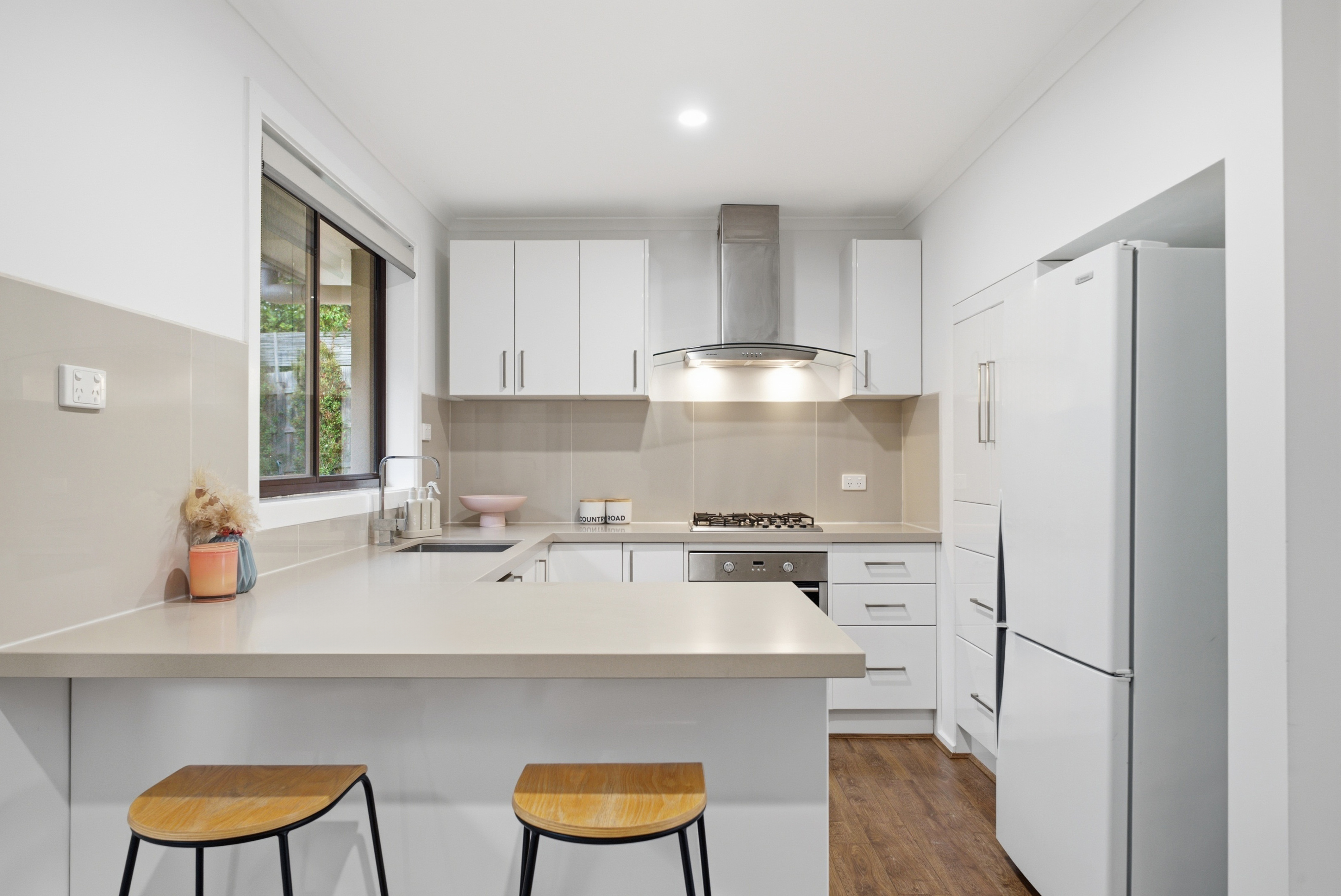 3-bedroom unit at 1 5 ANTHONY DRIVE, LYSTERFIELD VIC 3156, Knox, Victoria