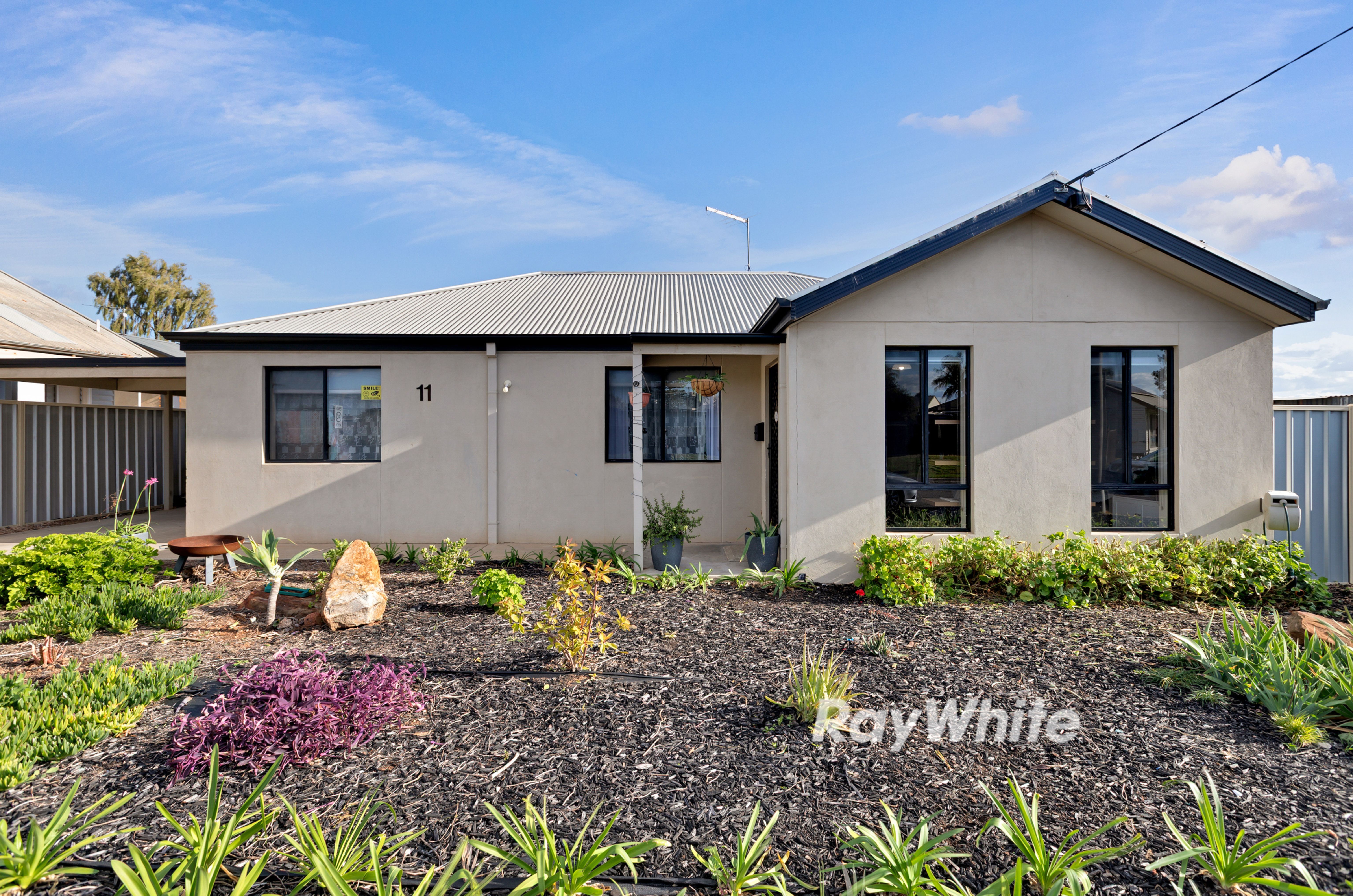 3-bedroom house at 11 Park Street, Merbein, VIC 3505, Mildura, Victoria