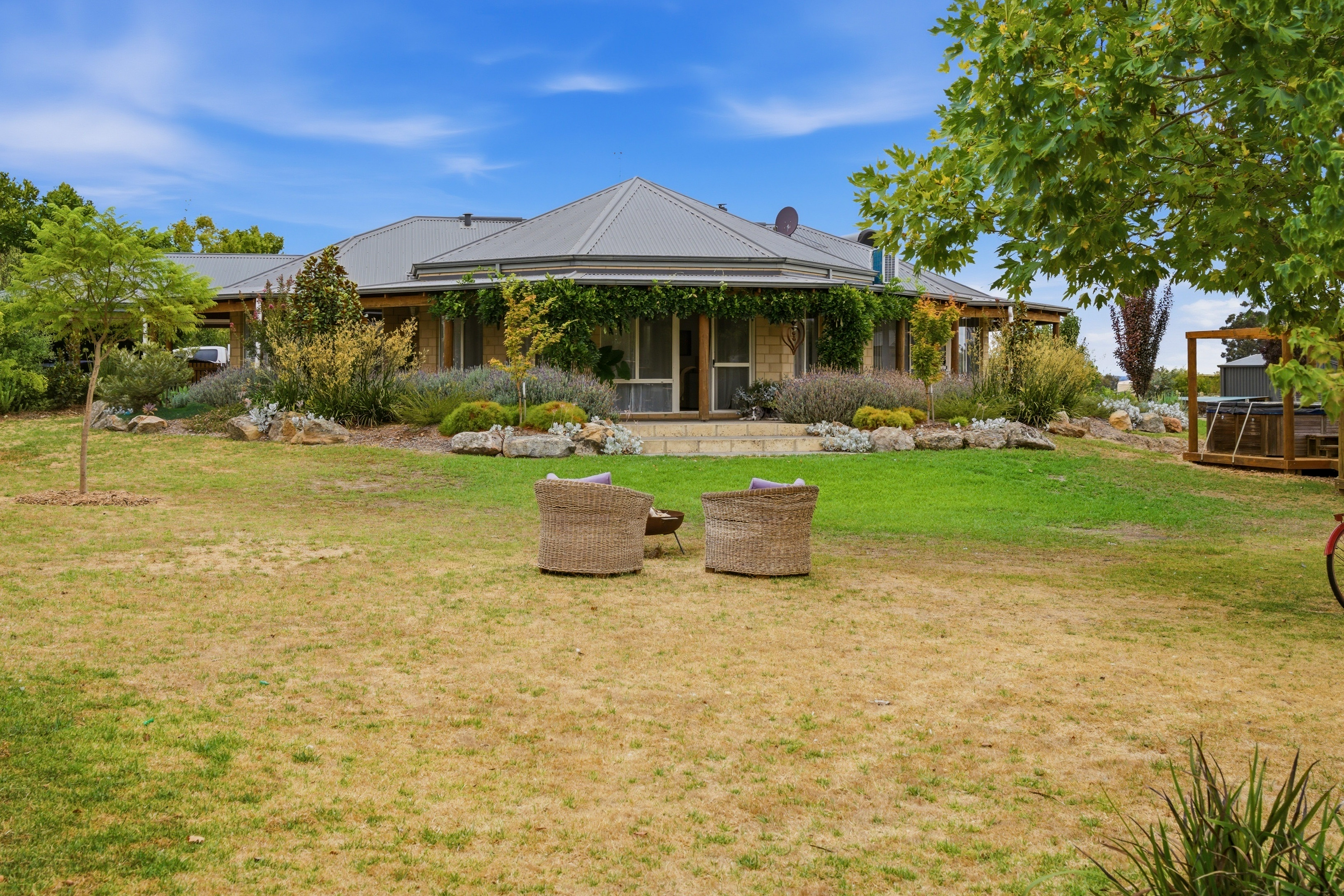 4-bedroom house at 1 Gleneagles Drive, Bridgetown, WA 6255, Bridgetown-Greenbushes, Western Australia