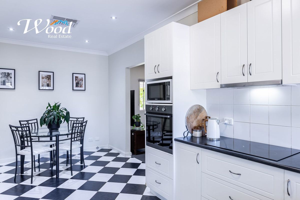 4-bedroom house at 52-54 HAMMER STREET, Howlong NSW 2643, Federation, New South Wales