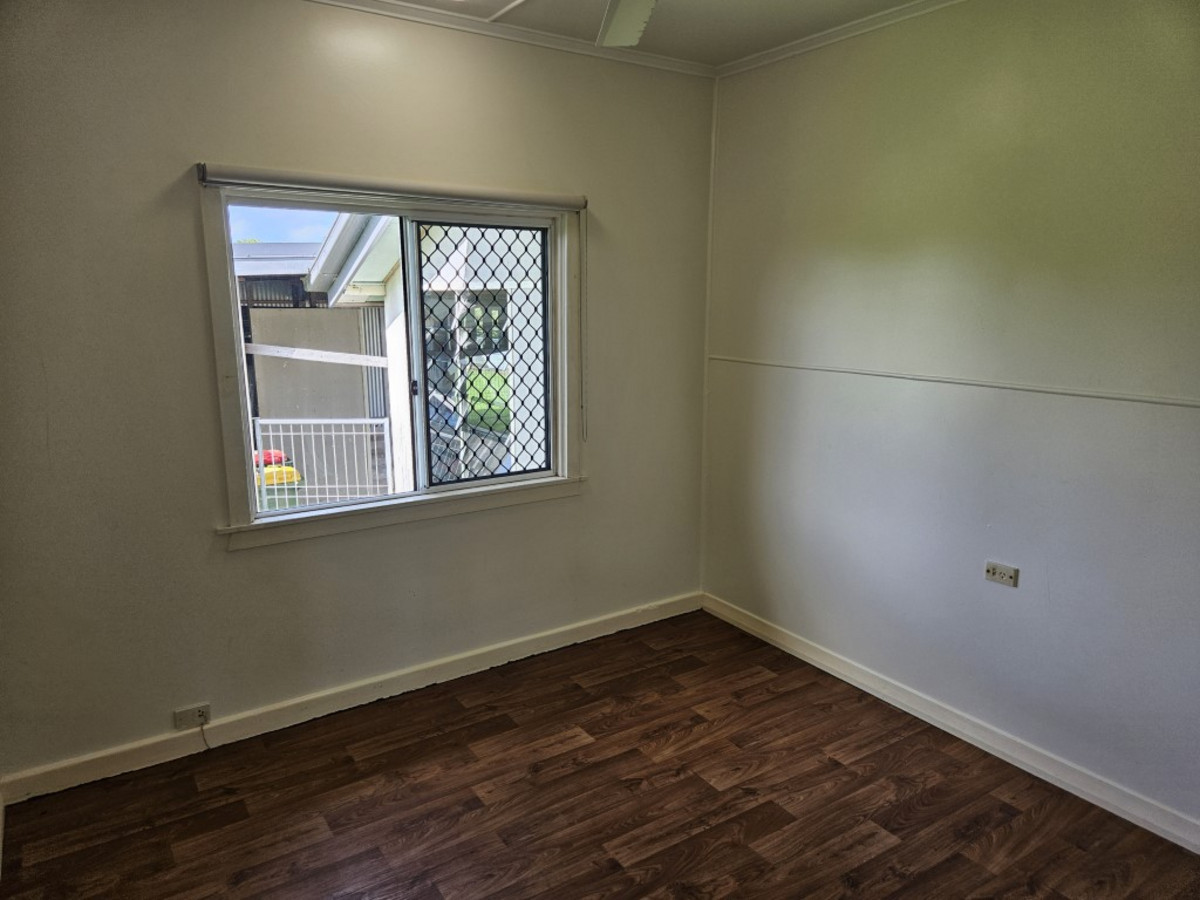 11 Burke Street, Ingham, QLD 4850 - Image 9