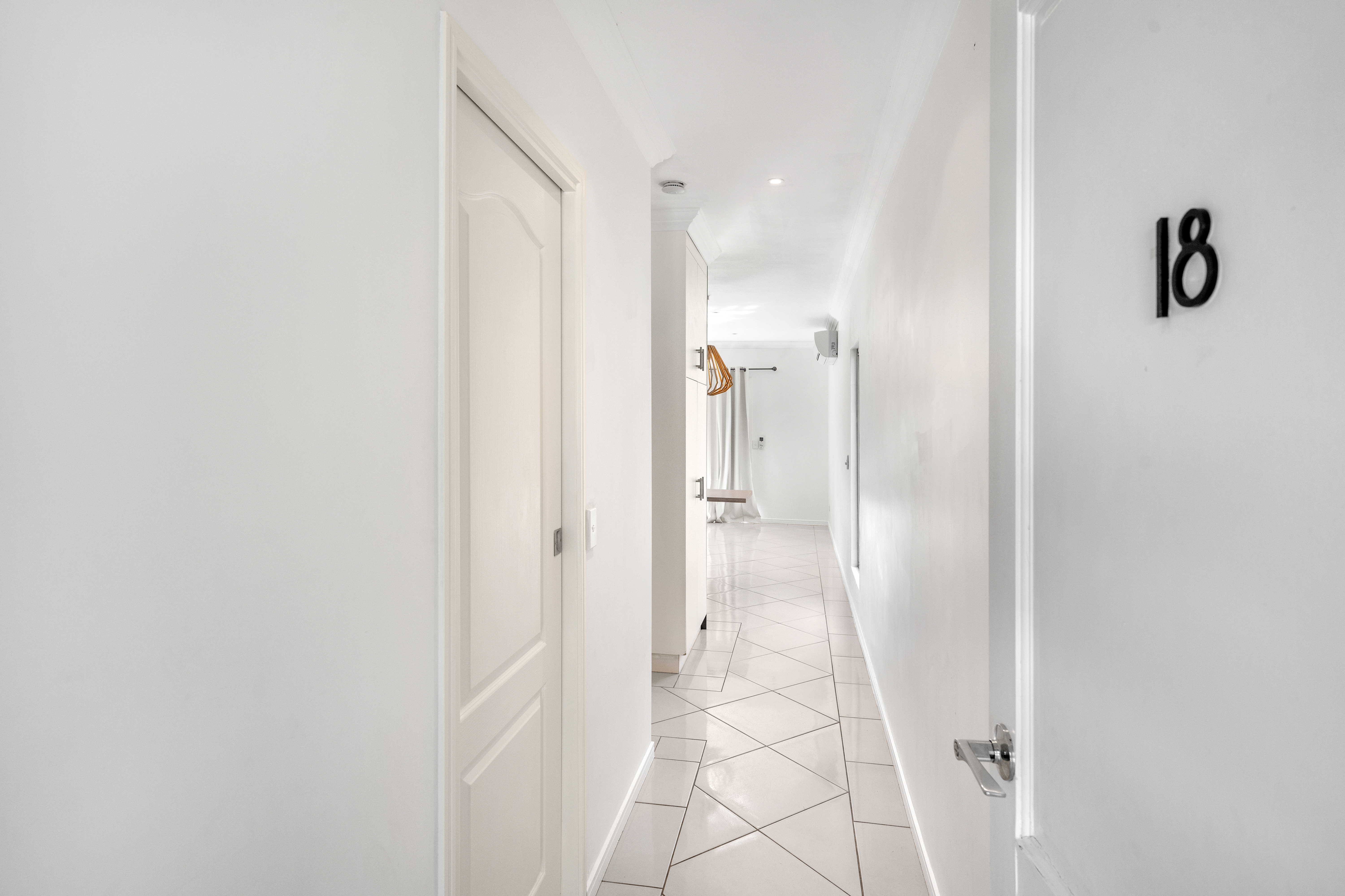 18 184-190 GATTON STREET, MANUNDA QLD 4870 - Image 6