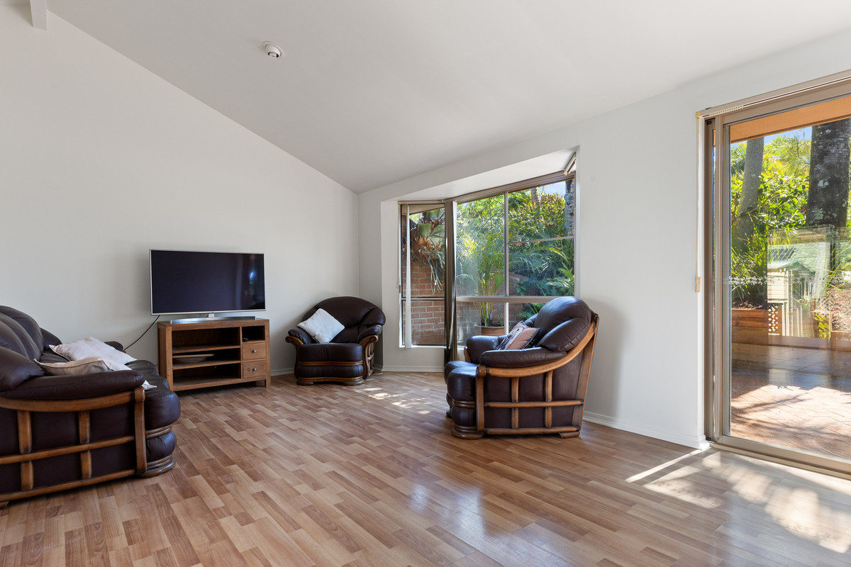 1/2 Hazelwood Close, Suffolk Park, NSW 2481 - Image 6