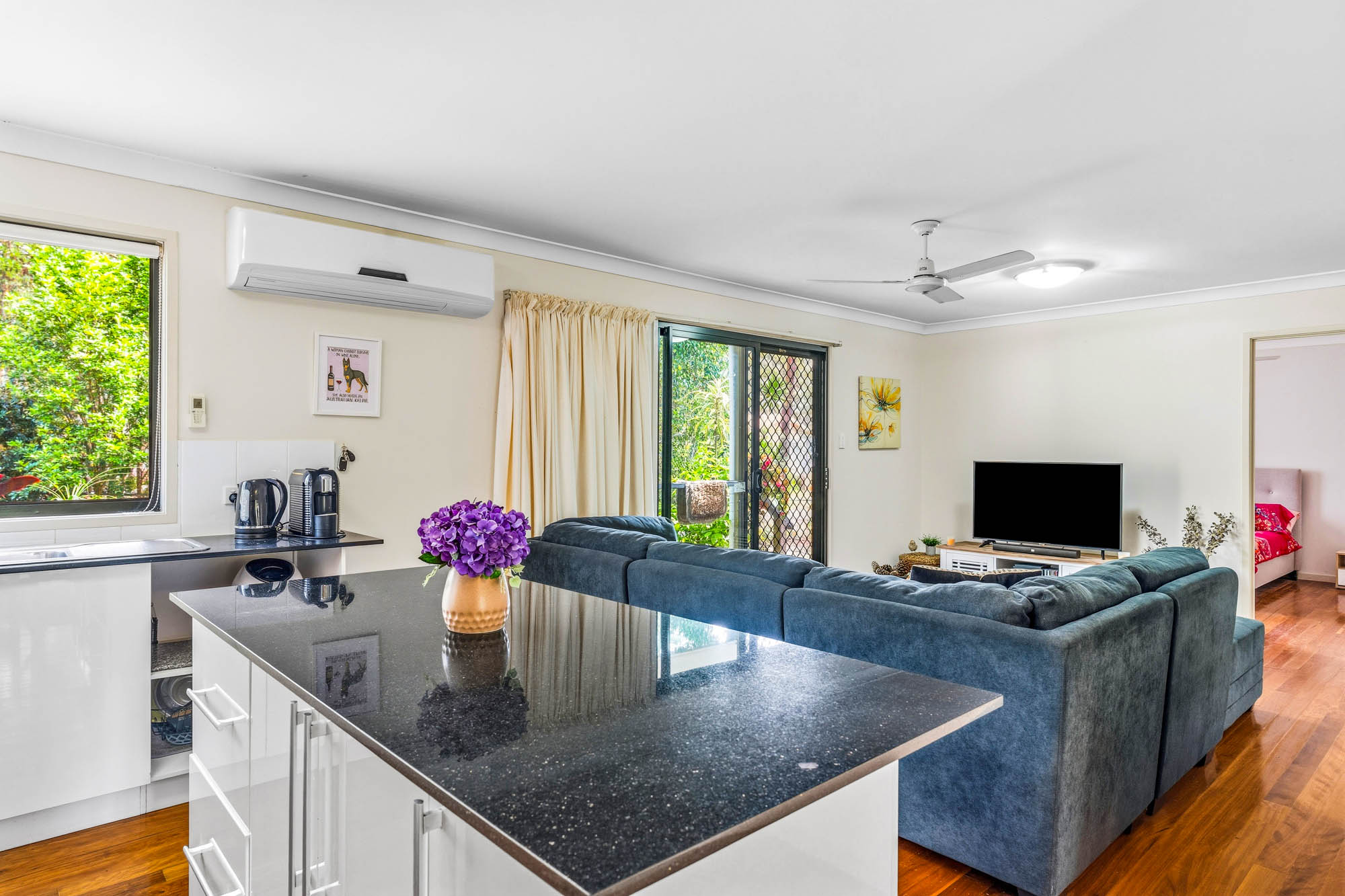 17 Cook Avenue, Russell Island, QLD 4184 - Image 6