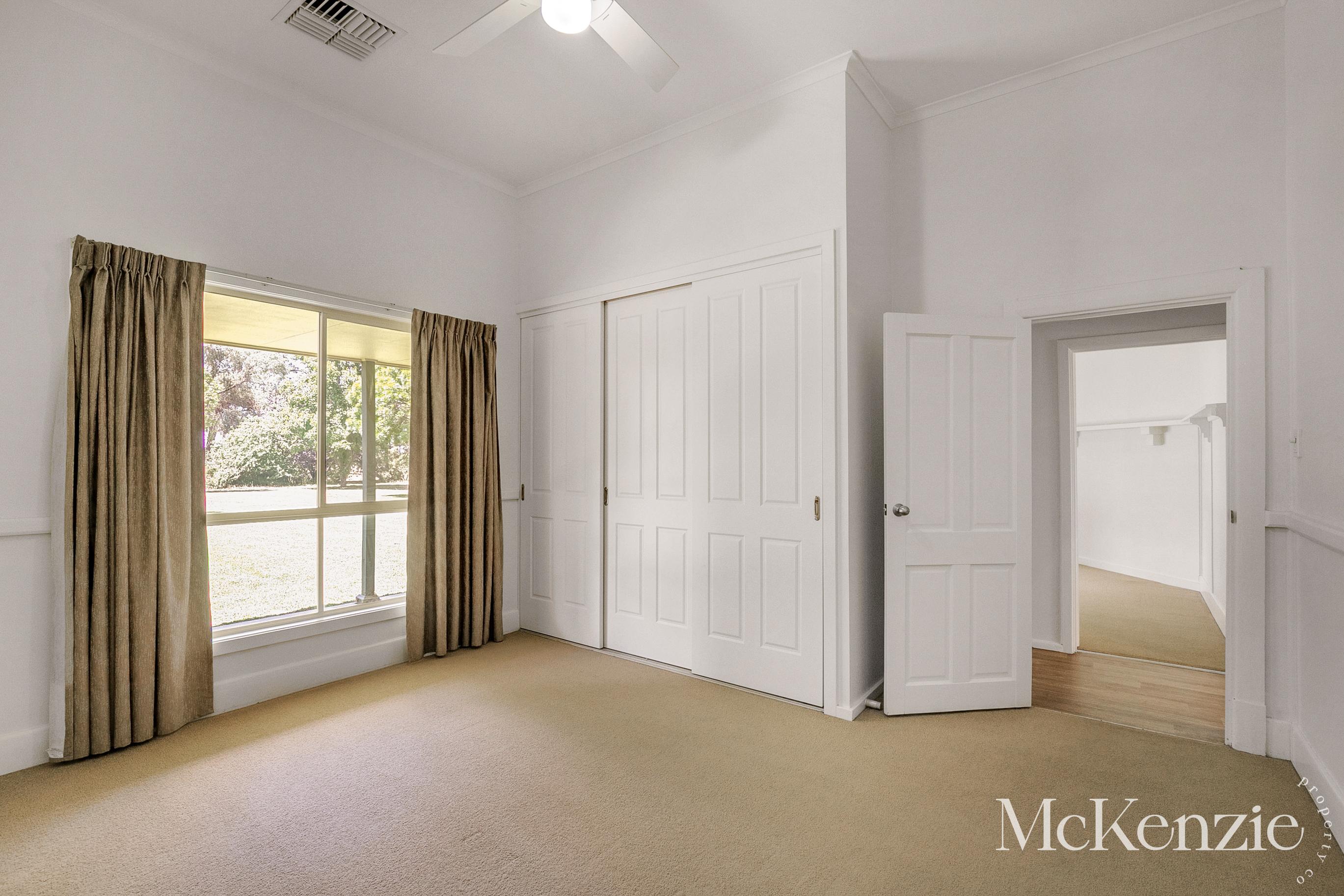 6-bedroom house at 23 Falcon Street, Renmark North, SA 5341, Renmark Paringa, South Australia