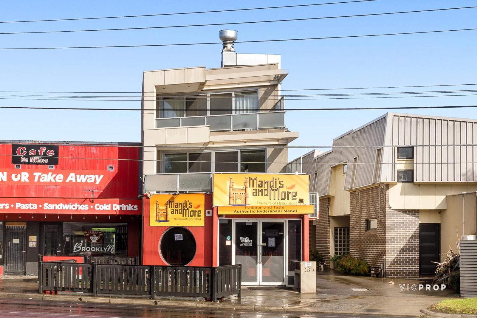 2/28 Millers Road, Brooklyn, VIC 3012 - Image 2