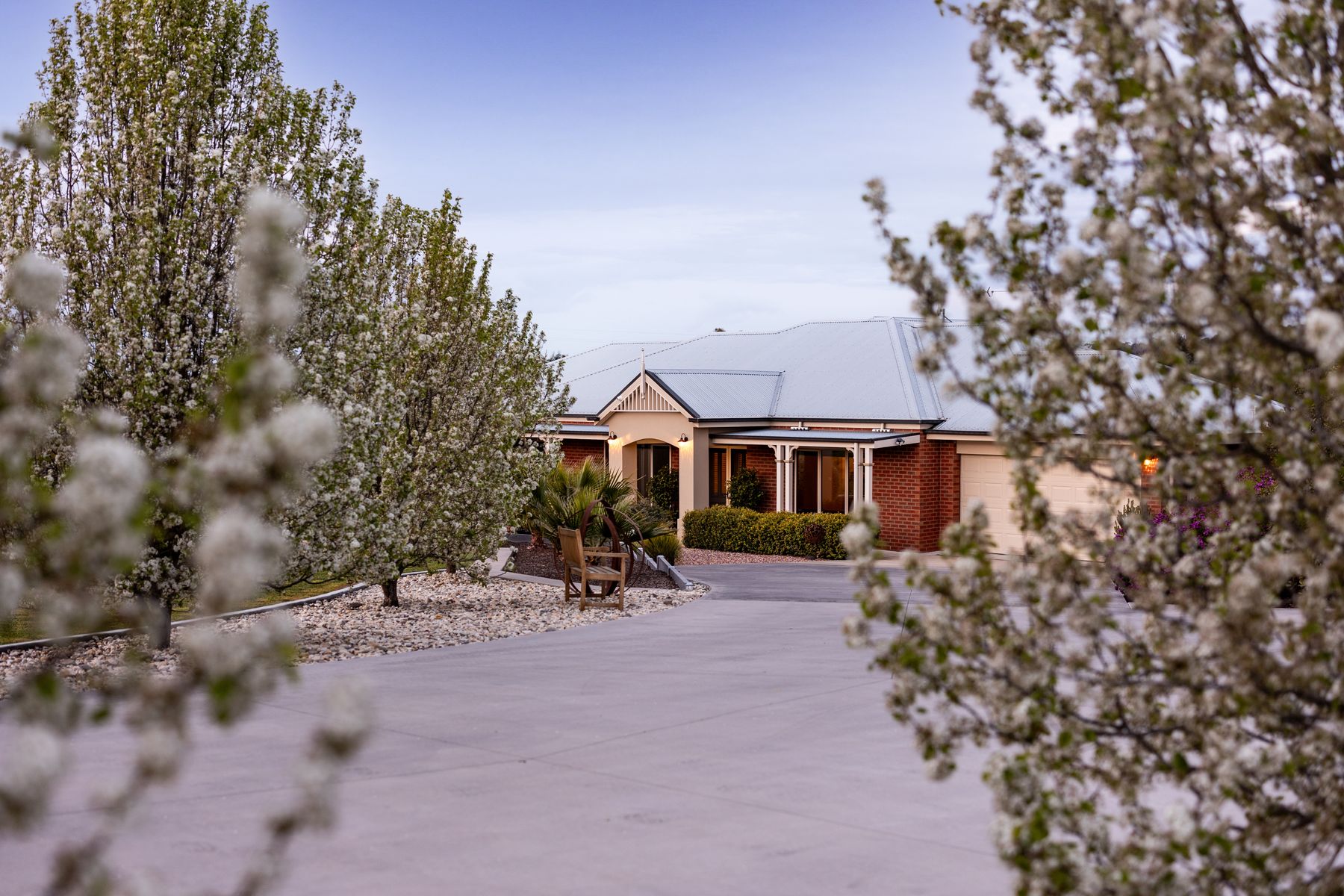 52 Sunrise Crescent, Lockwood South, Vic, 3551 - Image 2