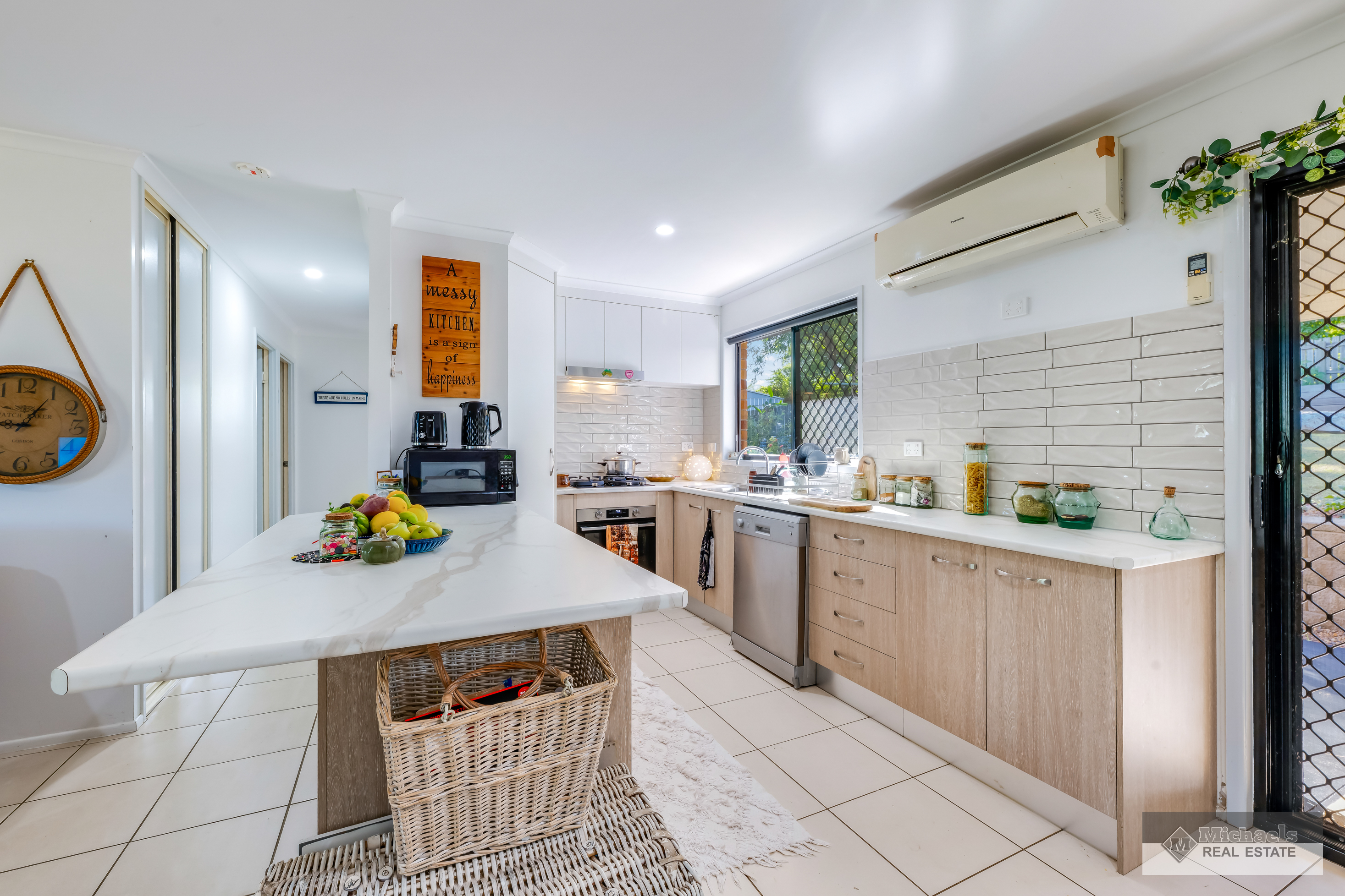 10 Tirroan Road, Gin Gin, QLD 4671 - Image 10