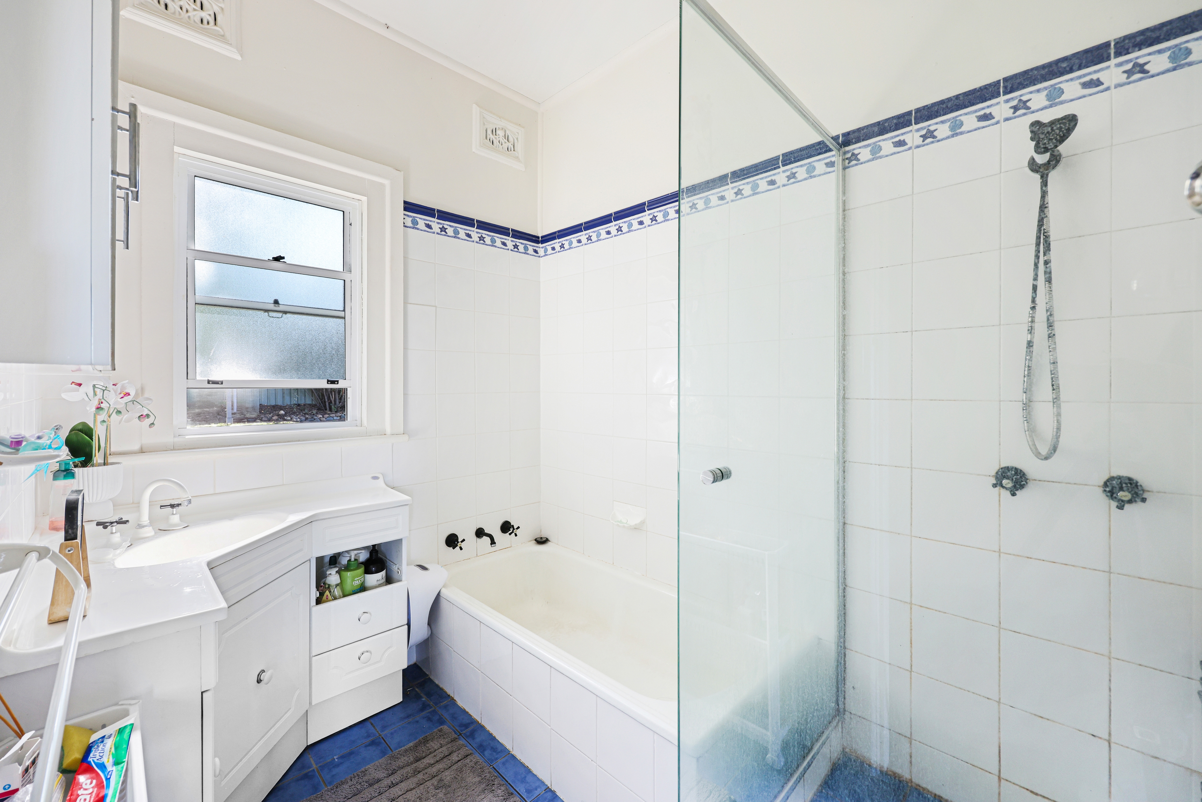 9 RIVERVIEW STREET, North Tamworth NSW 2340 - Image 5