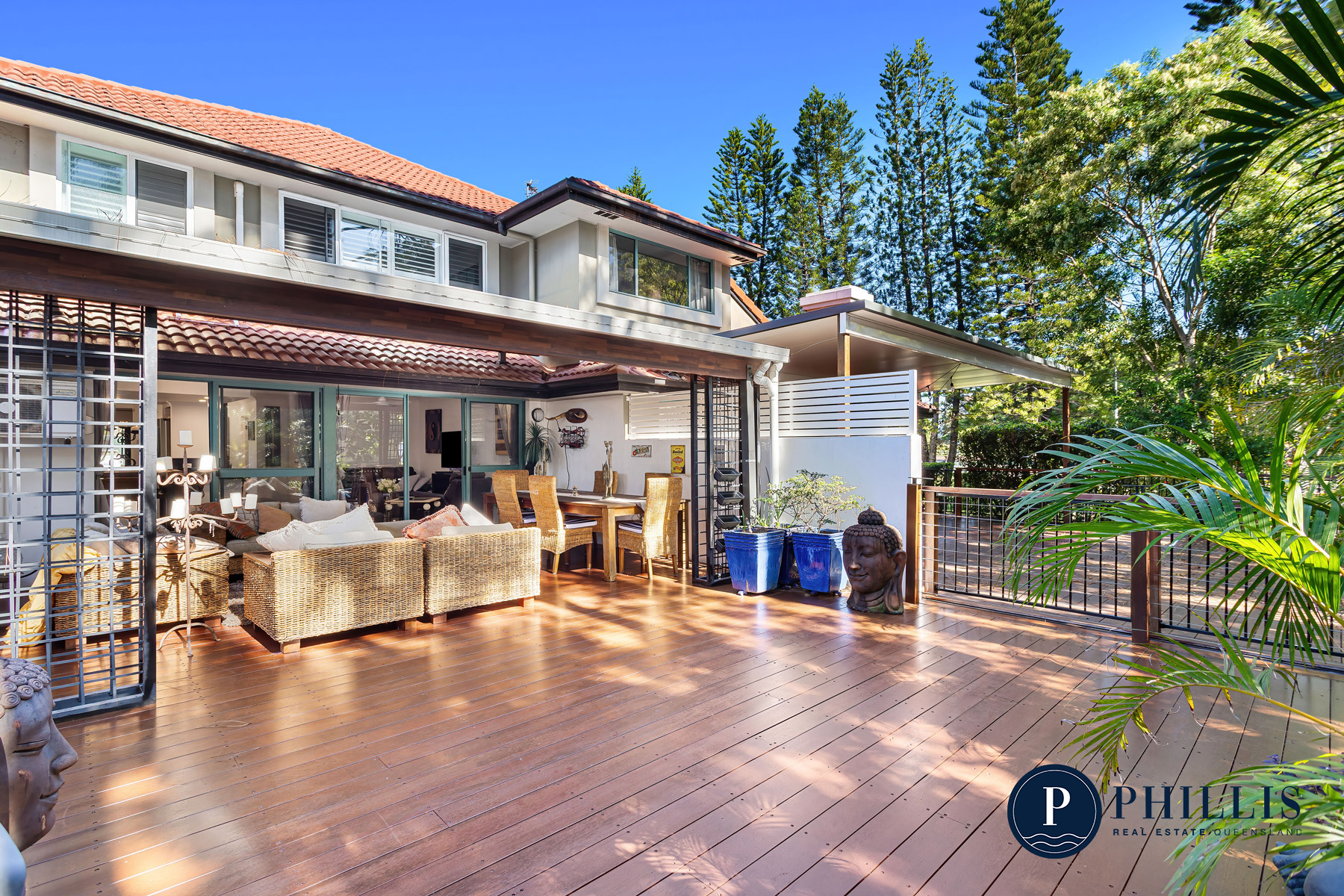 2/19 Santa Barbara Road, Hope Island, QLD 4212 - Image 2